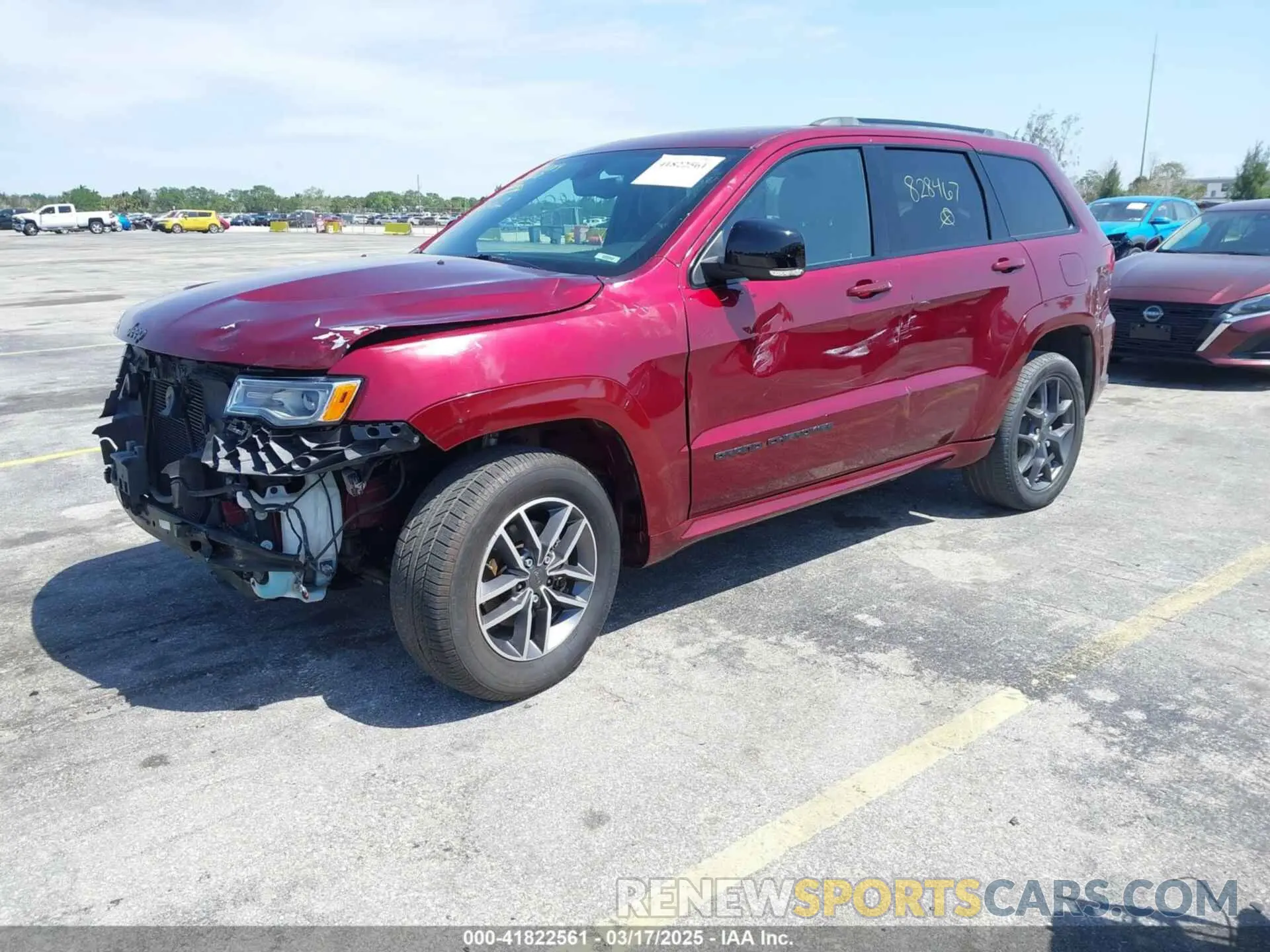 2 Photograph of a damaged car 1C4RJFBG7KC828467 JEEP GRAND CHEROKEE 2019