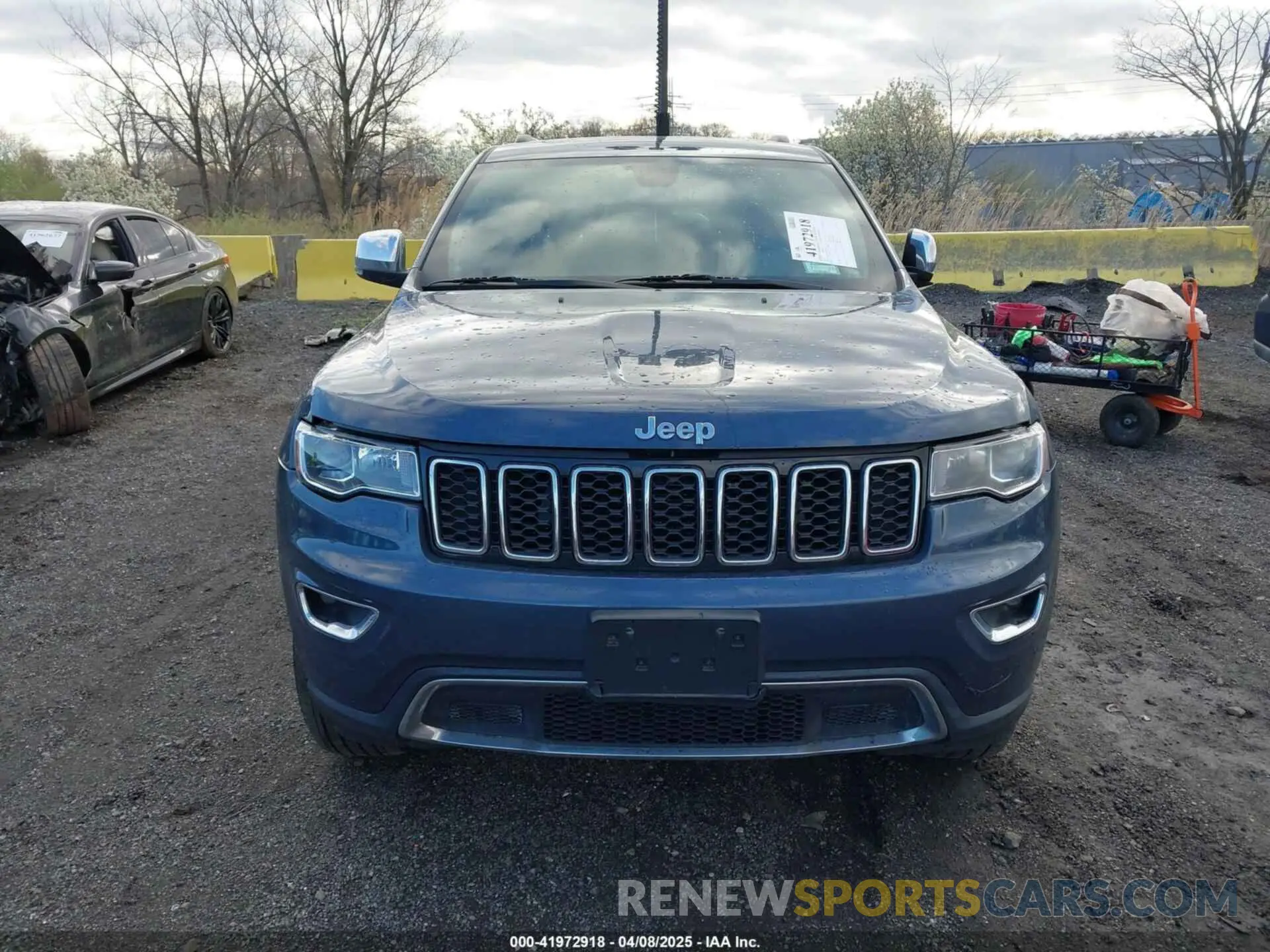 12 Photograph of a damaged car 1C4RJFBG7KC829649 JEEP GRAND CHEROKEE 2019