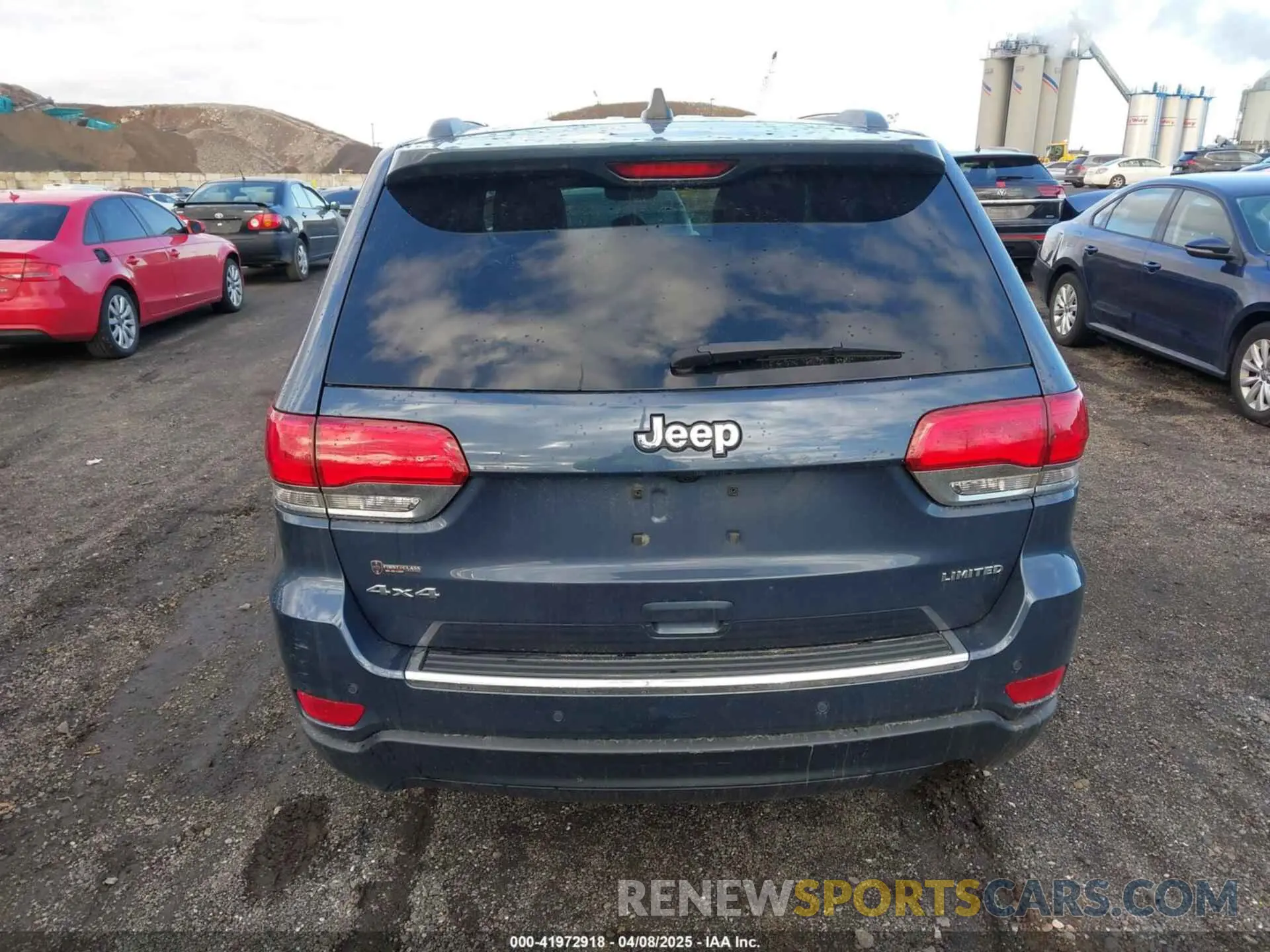 16 Photograph of a damaged car 1C4RJFBG7KC829649 JEEP GRAND CHEROKEE 2019