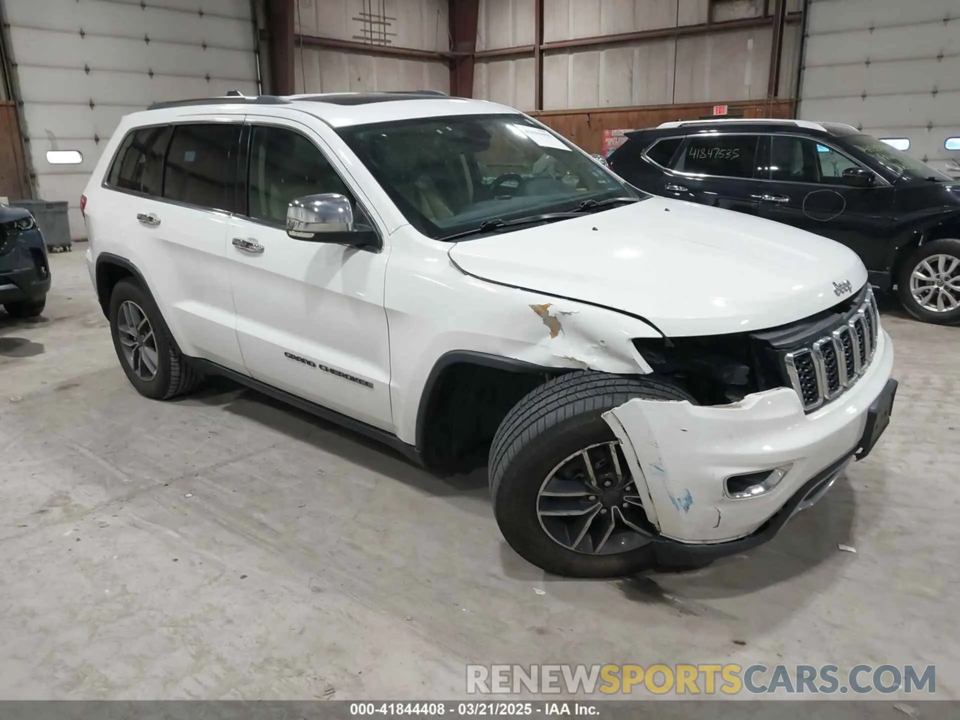 1 Photograph of a damaged car 1C4RJFBG8KC578012 JEEP GRAND CHEROKEE 2019