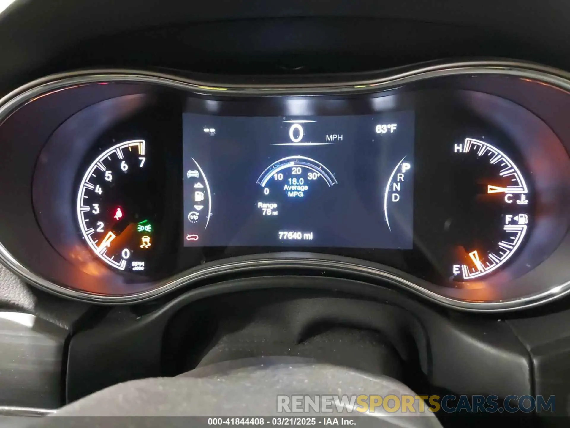 7 Photograph of a damaged car 1C4RJFBG8KC578012 JEEP GRAND CHEROKEE 2019