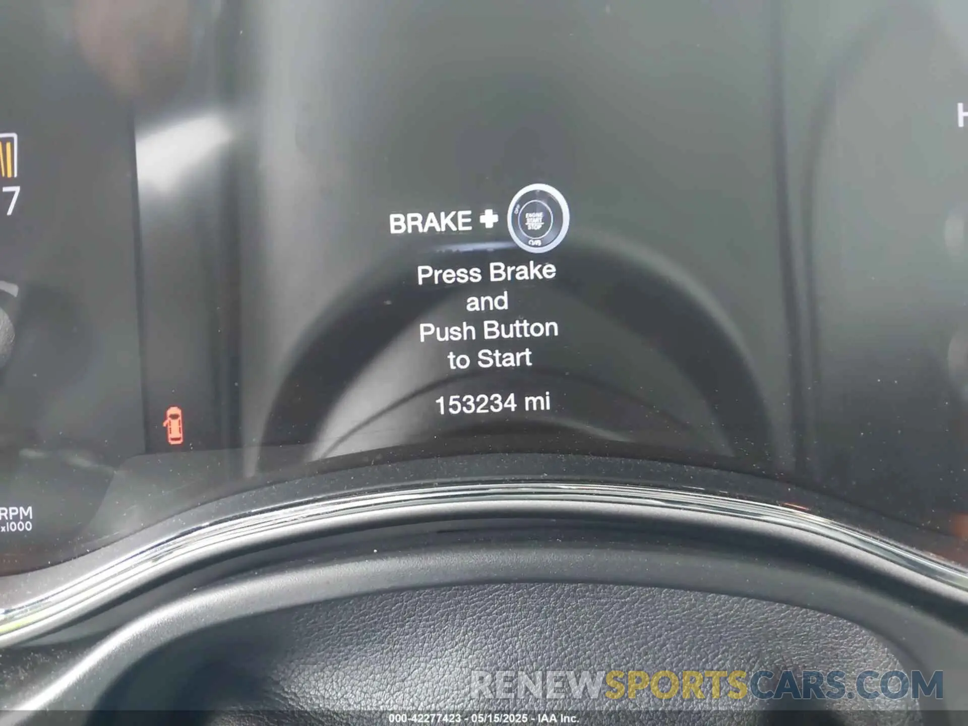 15 Photograph of a damaged car 1C4RJFBG8KC725865 JEEP GRAND CHEROKEE 2019