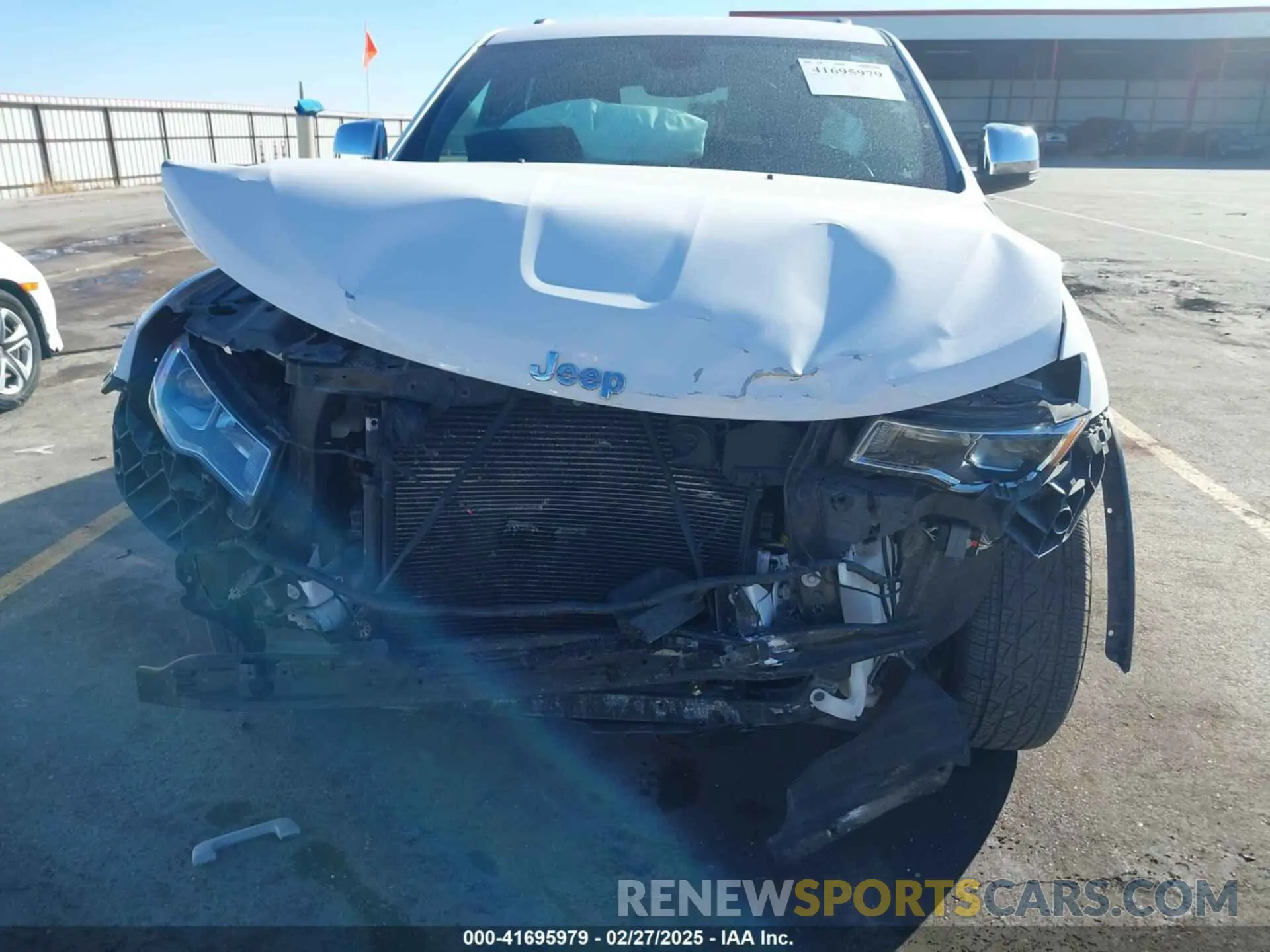 6 Photograph of a damaged car 1C4RJFBG8KC784527 JEEP GRAND CHEROKEE 2019