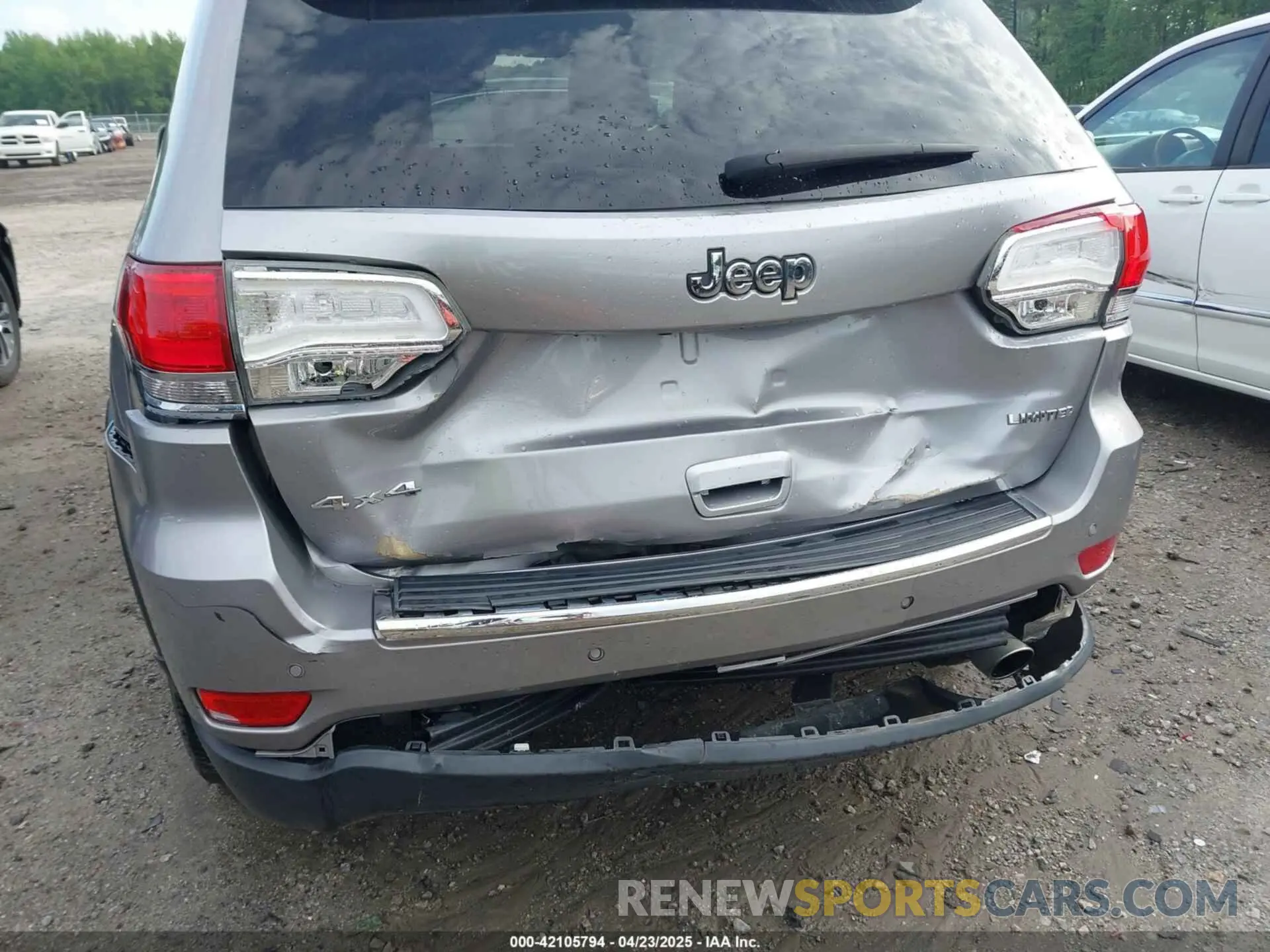 6 Photograph of a damaged car 1C4RJFBG8KC799478 JEEP GRAND CHEROKEE 2019