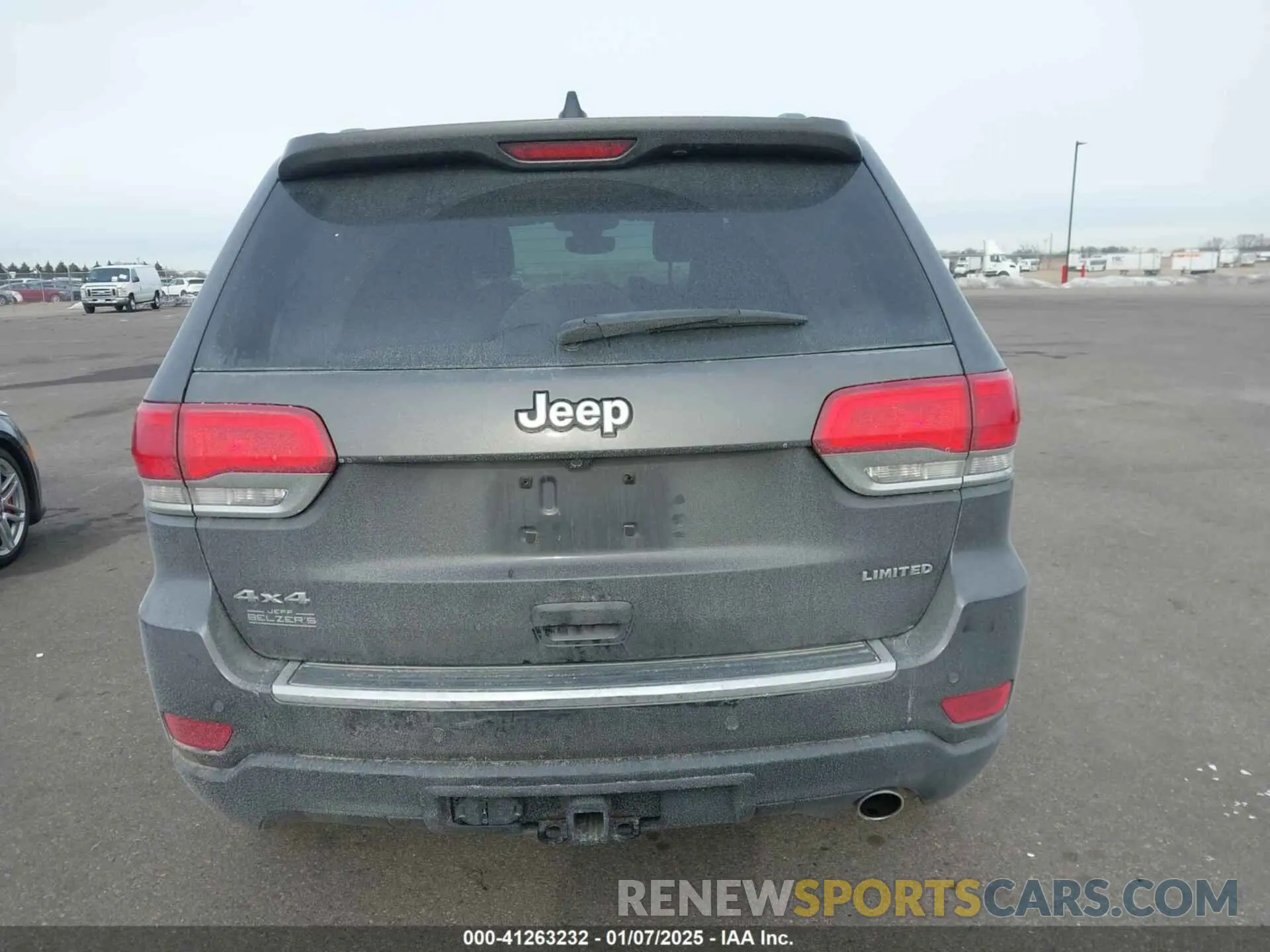 16 Photograph of a damaged car 1C4RJFBG8KC831622 JEEP GRAND CHEROKEE 2019