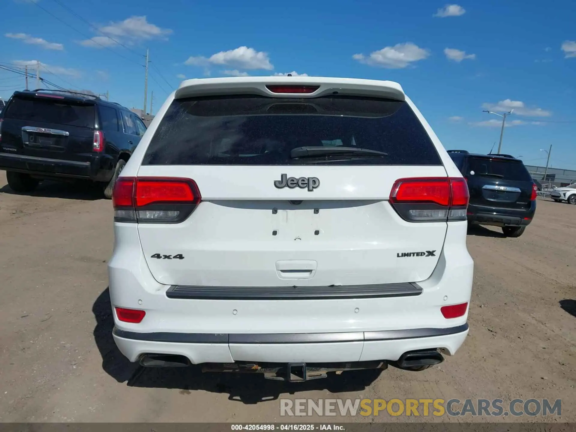 15 Photograph of a damaged car 1C4RJFBG9KC618419 JEEP GRAND CHEROKEE 2019