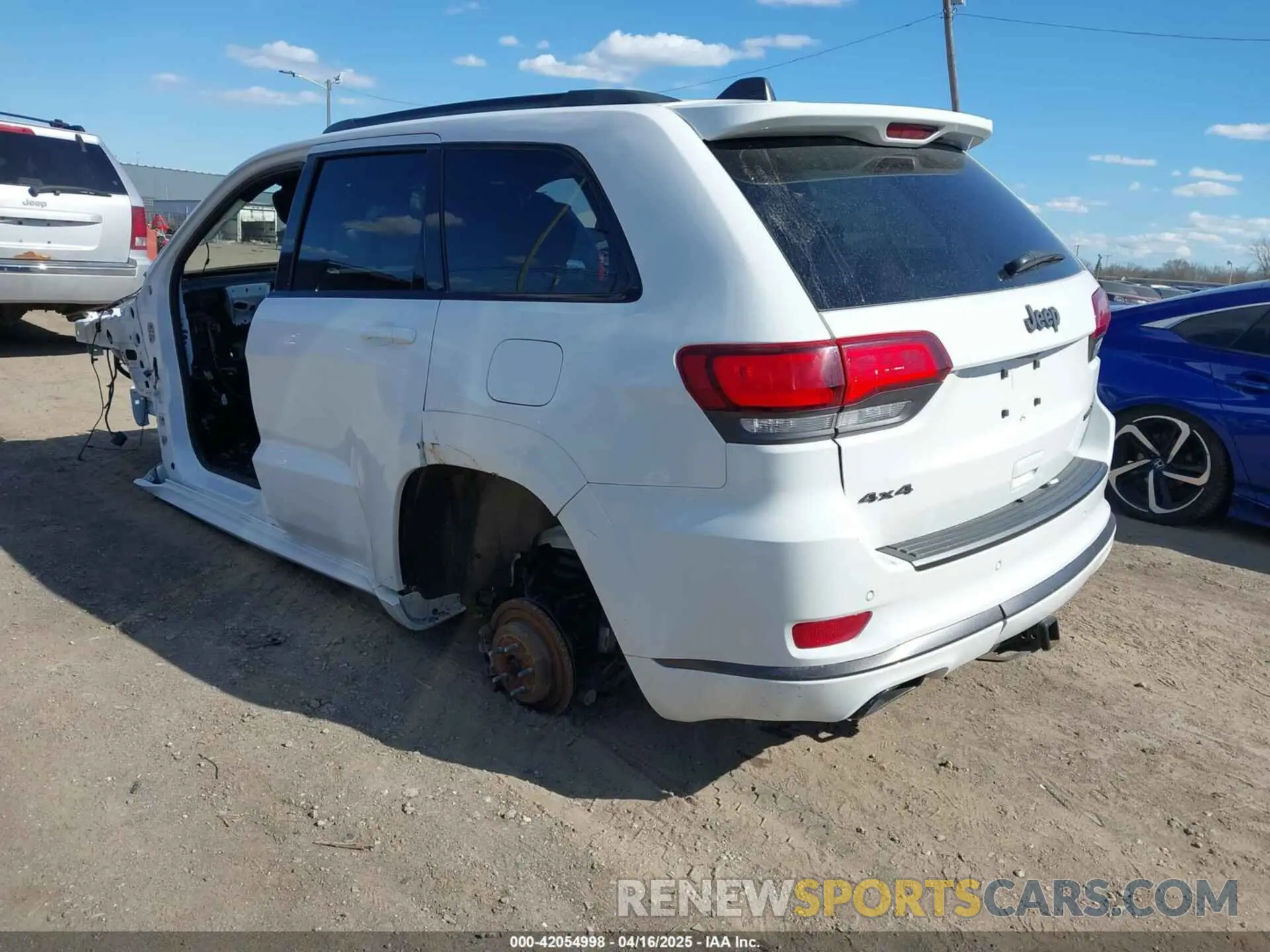 3 Photograph of a damaged car 1C4RJFBG9KC618419 JEEP GRAND CHEROKEE 2019