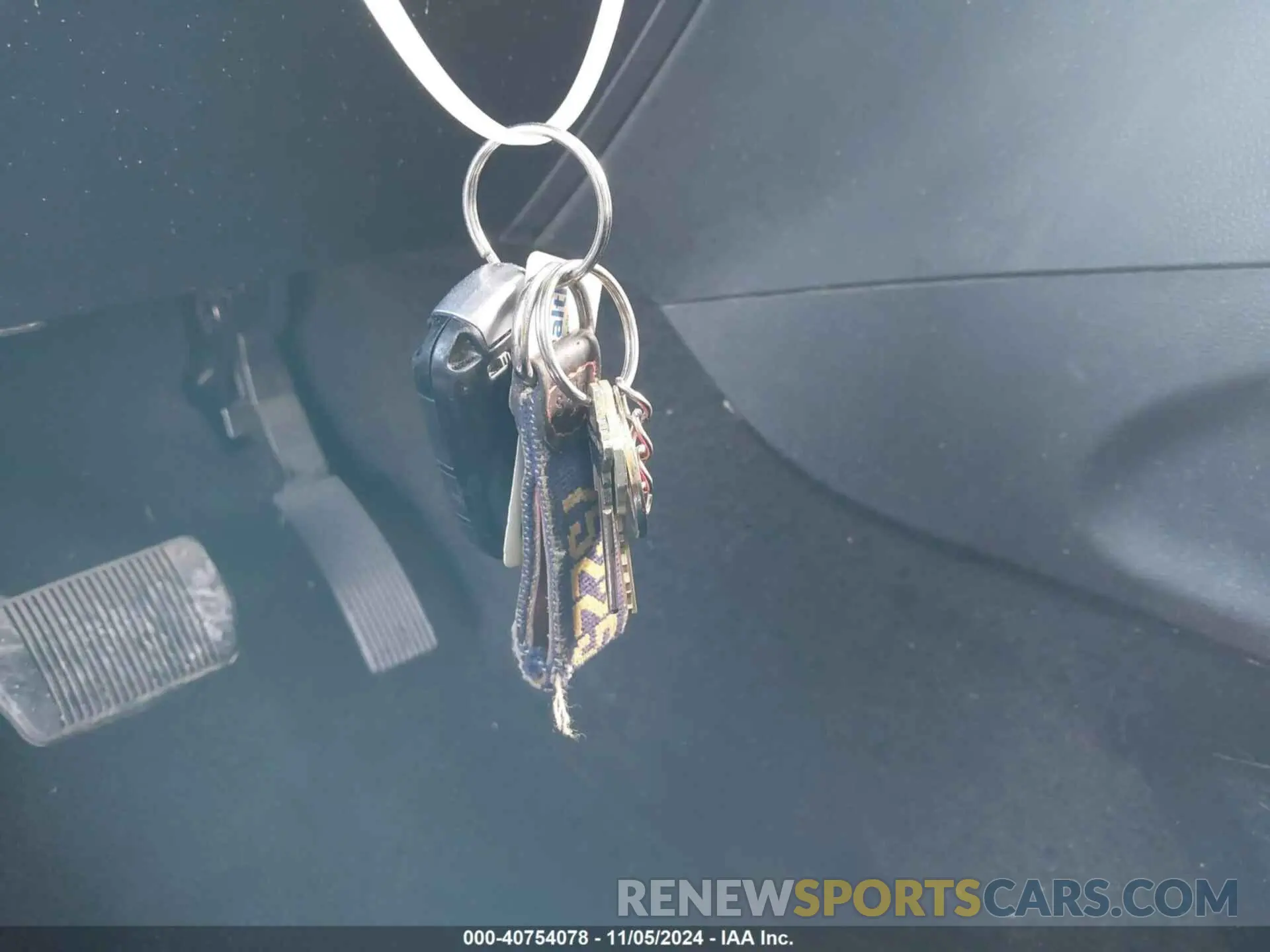 11 Photograph of a damaged car 1C4RJFBG9KC724143 JEEP GRAND CHEROKEE 2019