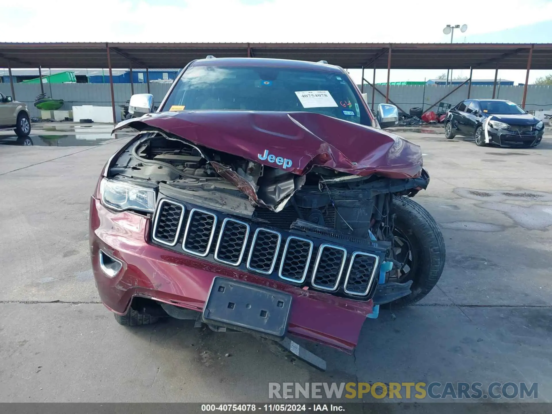 12 Photograph of a damaged car 1C4RJFBG9KC724143 JEEP GRAND CHEROKEE 2019