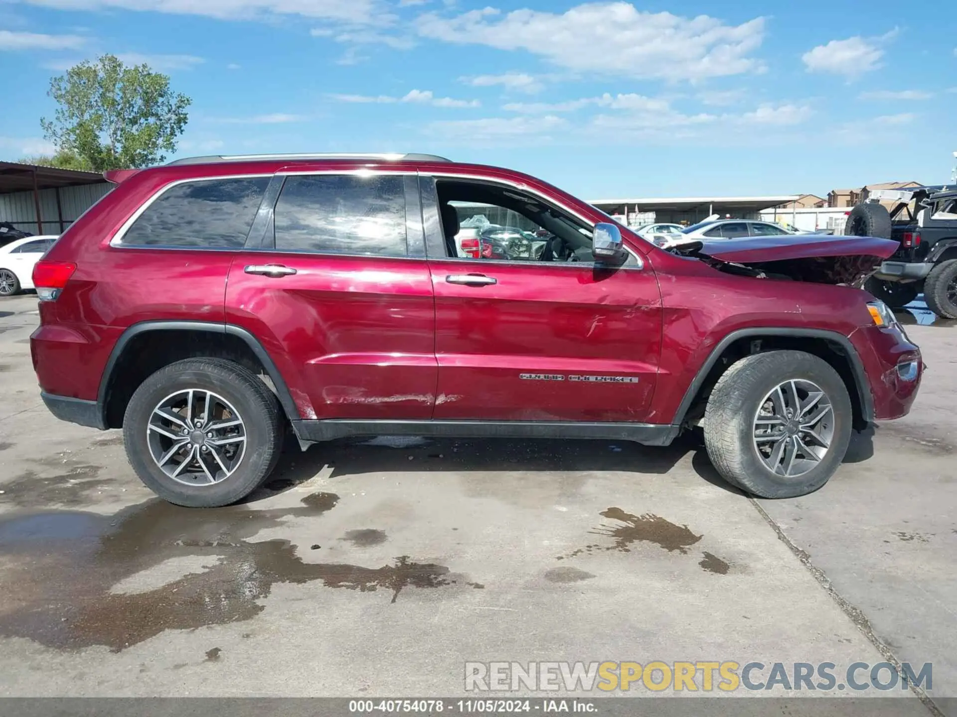 13 Photograph of a damaged car 1C4RJFBG9KC724143 JEEP GRAND CHEROKEE 2019