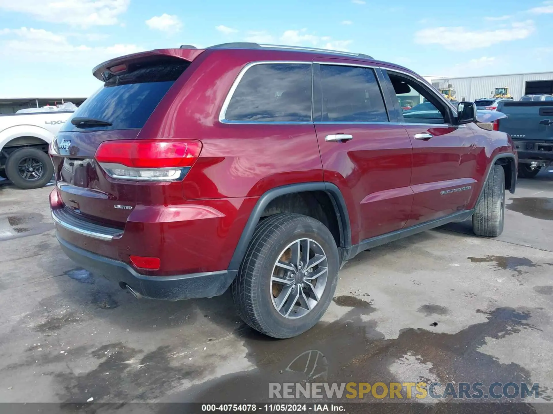 4 Photograph of a damaged car 1C4RJFBG9KC724143 JEEP GRAND CHEROKEE 2019
