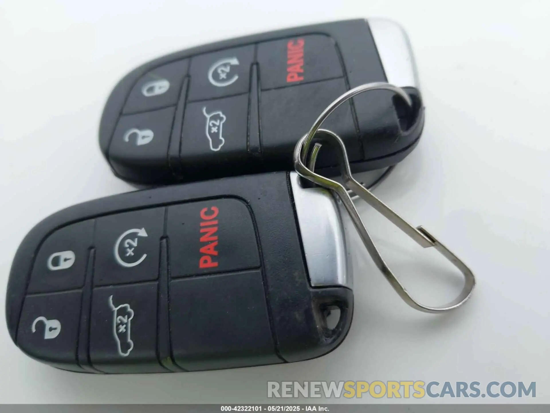 11 Photograph of a damaged car 1C4RJFBG9KC746031 JEEP GRAND CHEROKEE 2019