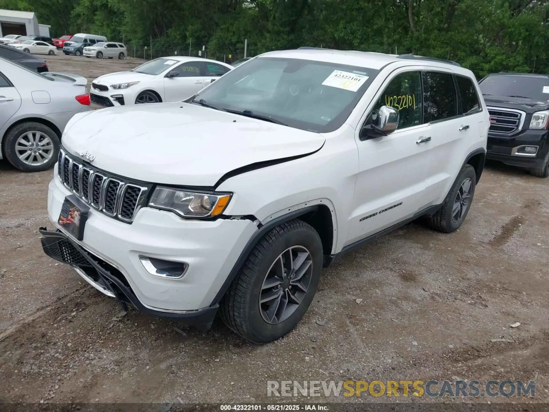 2 Photograph of a damaged car 1C4RJFBG9KC746031 JEEP GRAND CHEROKEE 2019