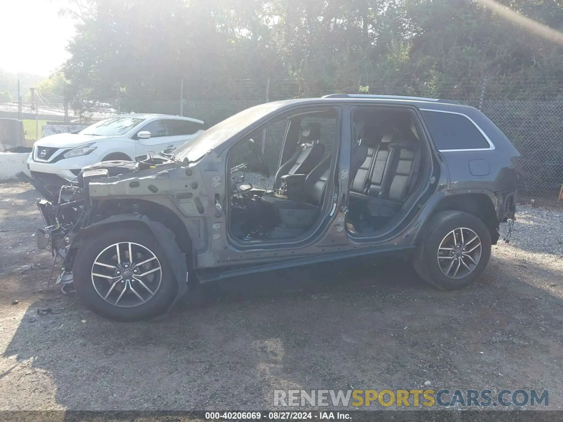 13 Photograph of a damaged car 1C4RJFBG9KC760446 JEEP GRAND CHEROKEE 2019