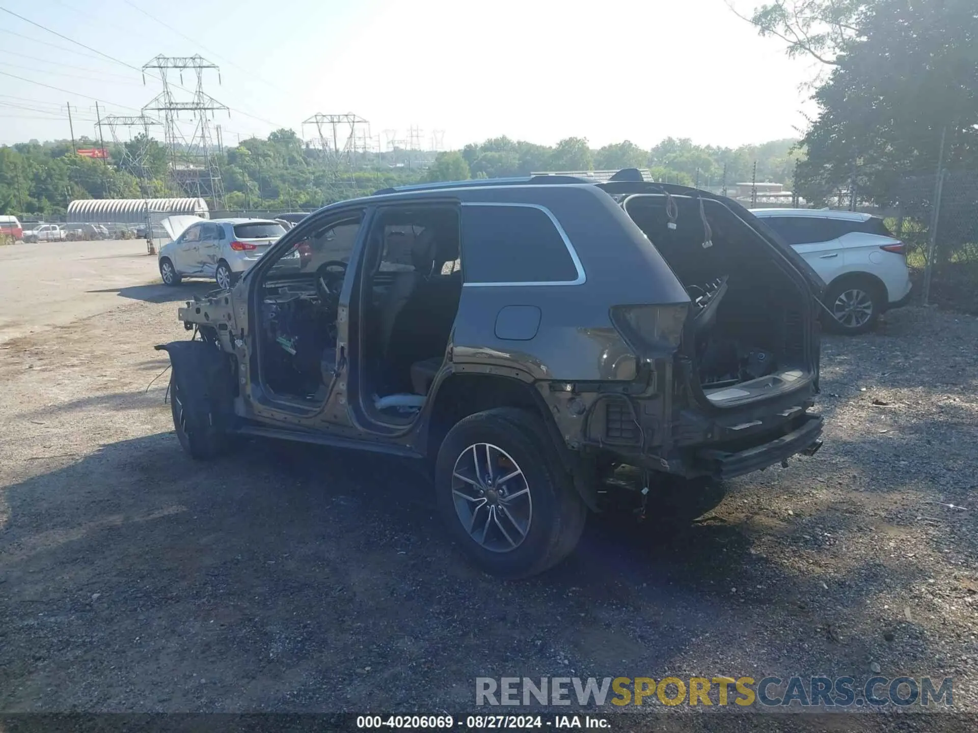 3 Photograph of a damaged car 1C4RJFBG9KC760446 JEEP GRAND CHEROKEE 2019