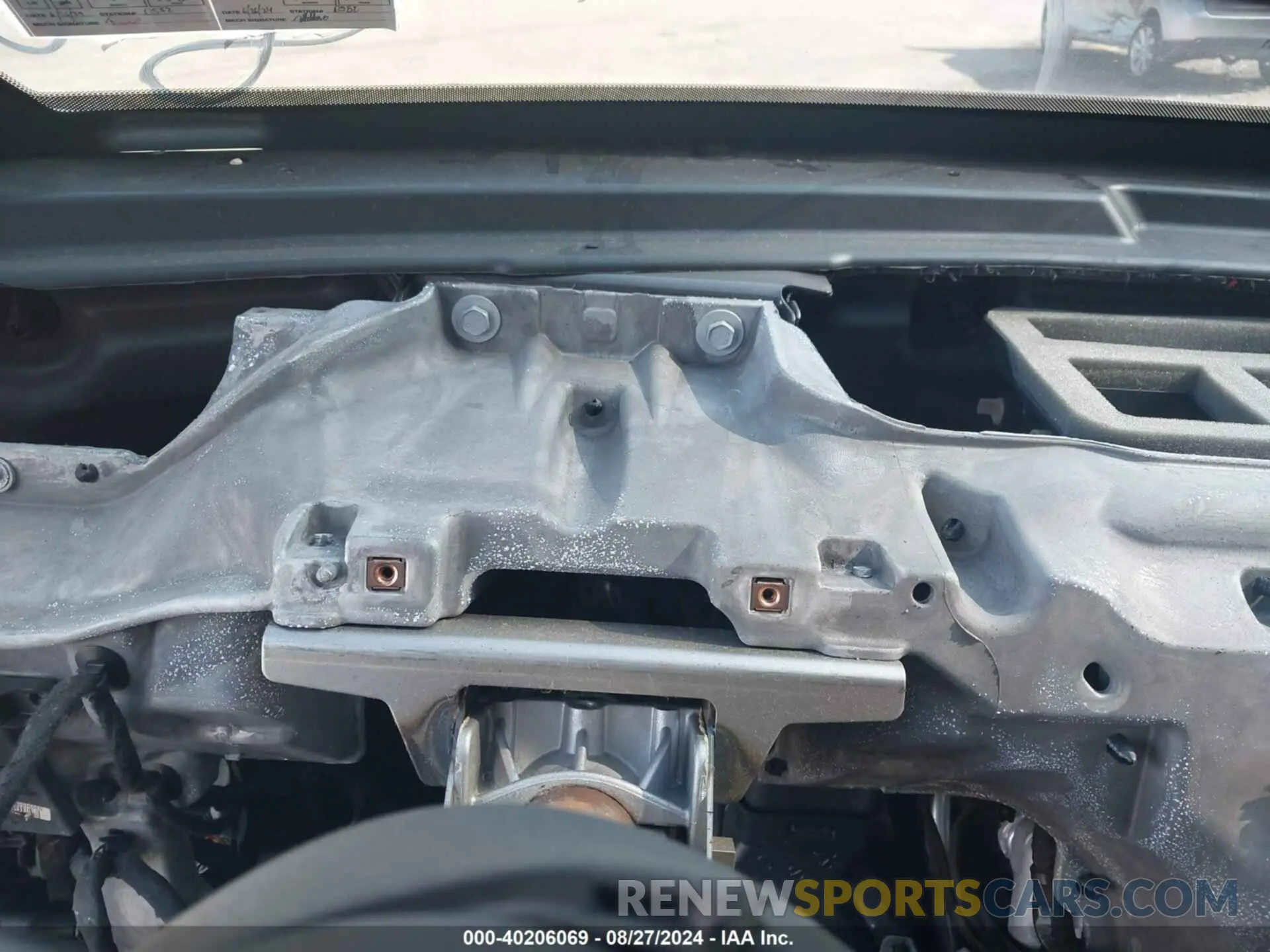 7 Photograph of a damaged car 1C4RJFBG9KC760446 JEEP GRAND CHEROKEE 2019