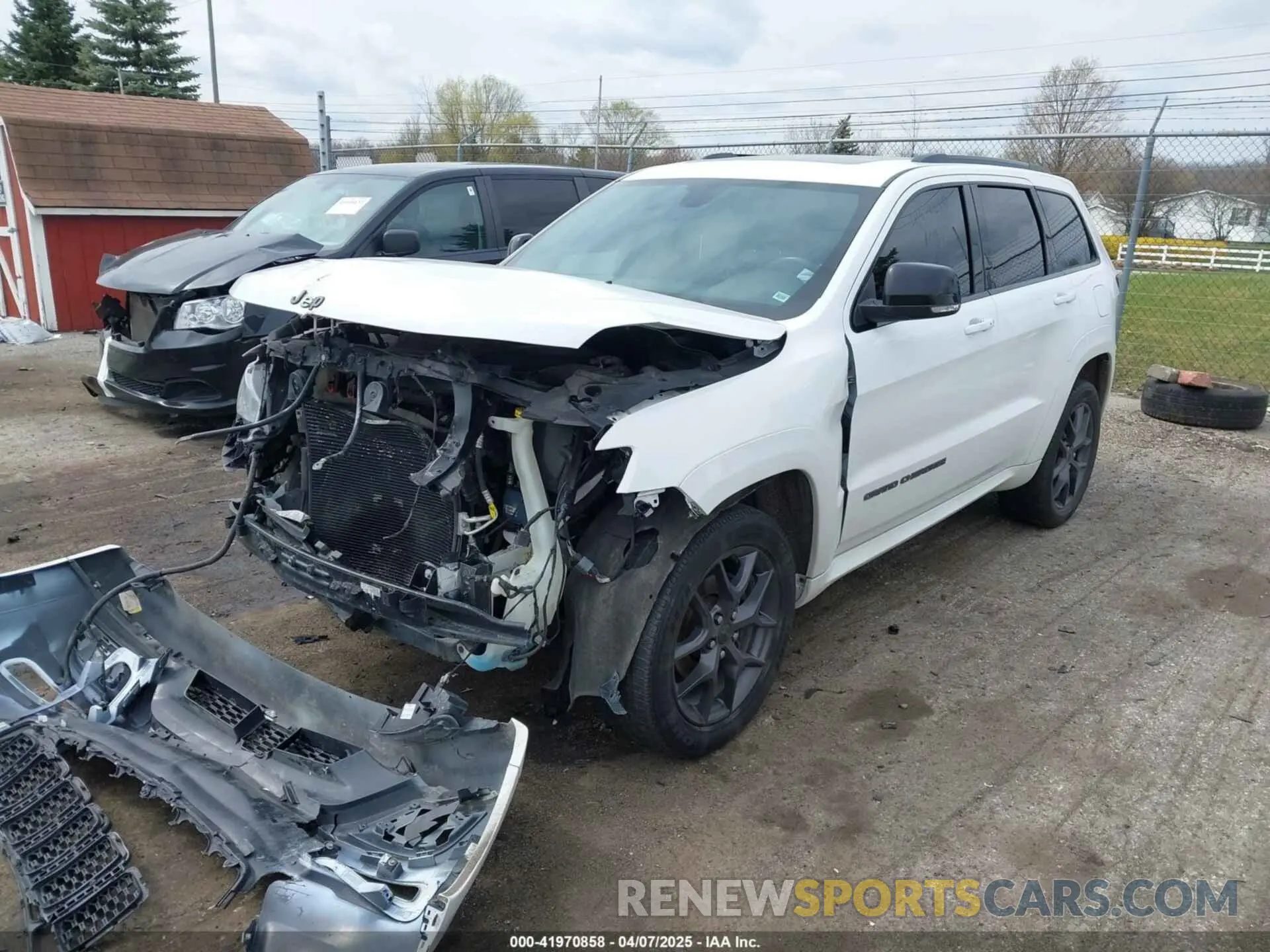 2 Photograph of a damaged car 1C4RJFBG9KC773620 JEEP GRAND CHEROKEE 2019