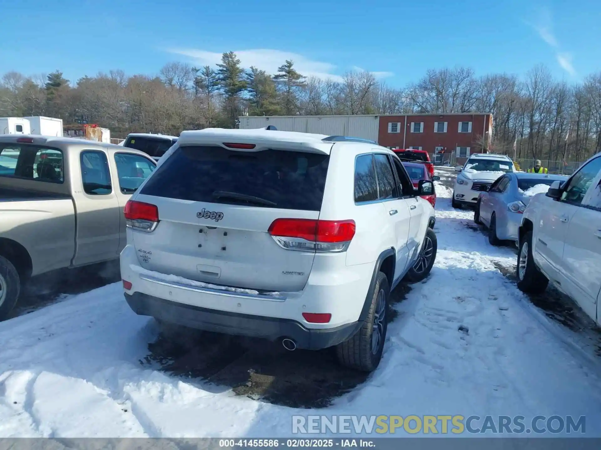 16 Photograph of a damaged car 1C4RJFBG9KC810343 JEEP GRAND CHEROKEE 2019