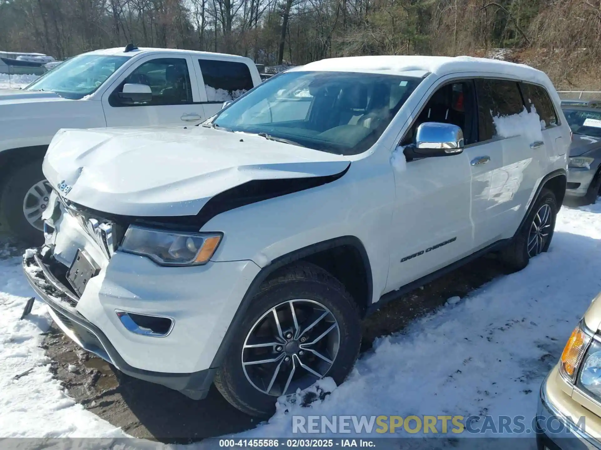 2 Photograph of a damaged car 1C4RJFBG9KC810343 JEEP GRAND CHEROKEE 2019