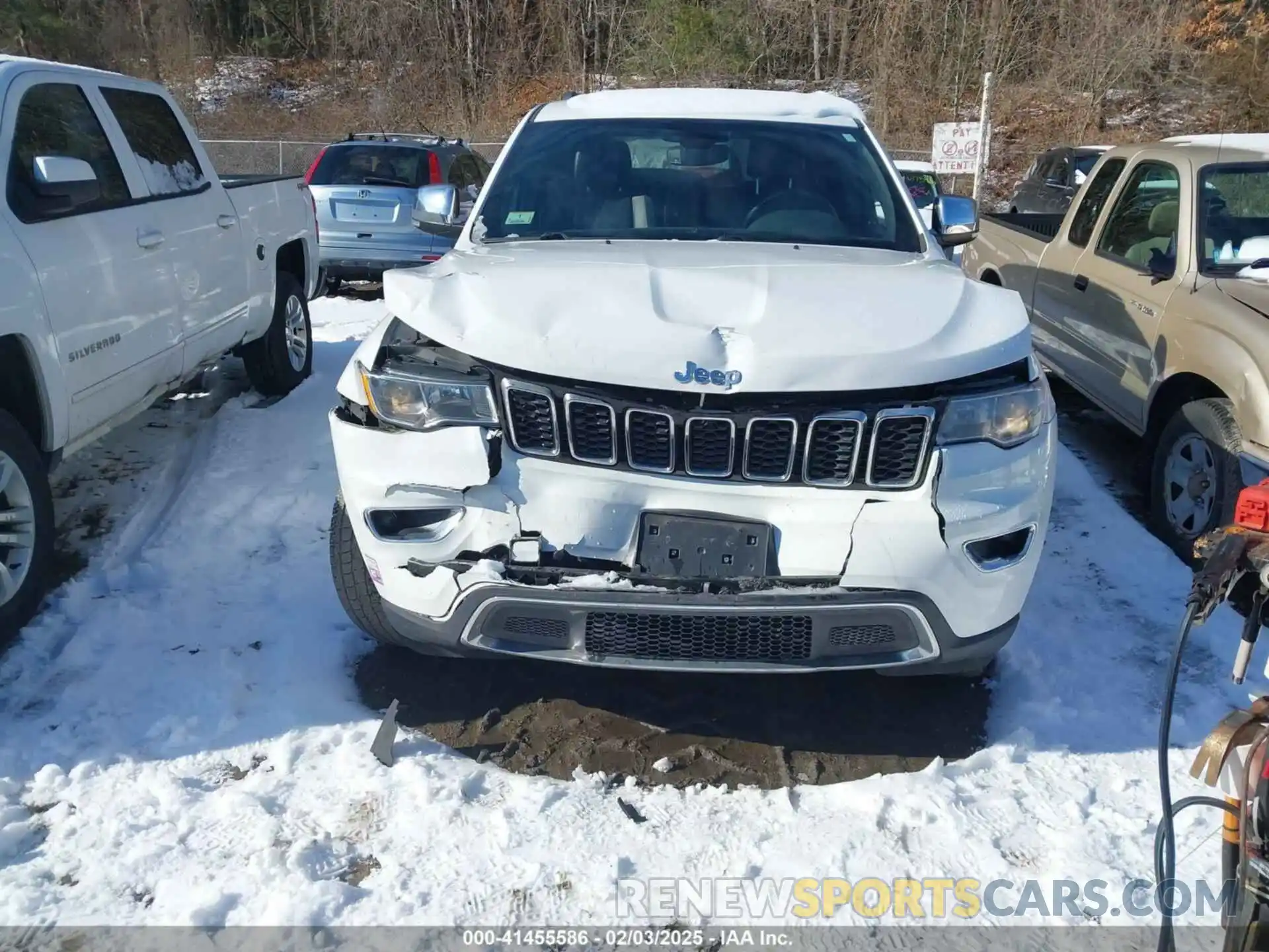 6 Photograph of a damaged car 1C4RJFBG9KC810343 JEEP GRAND CHEROKEE 2019