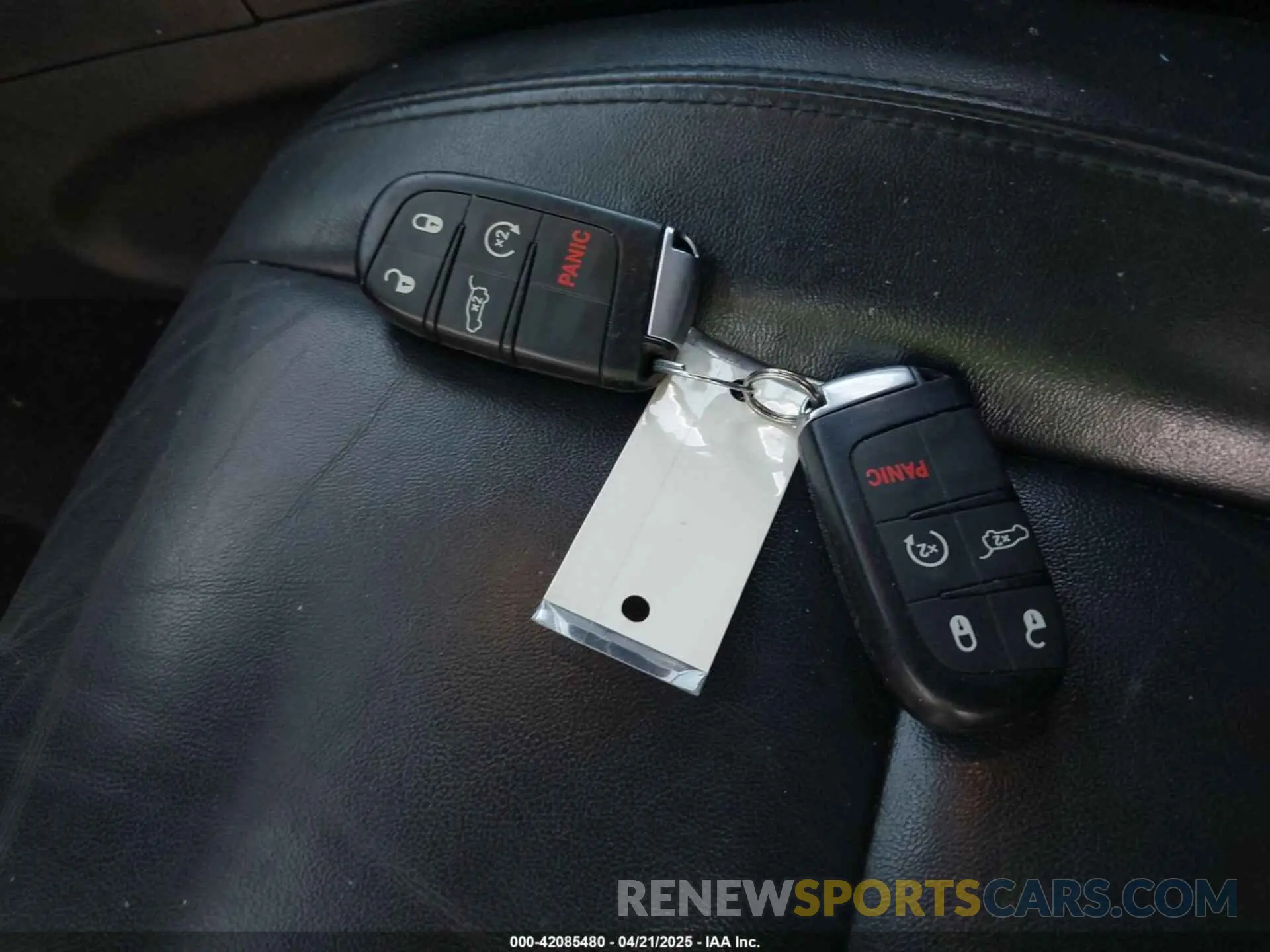 11 Photograph of a damaged car 1C4RJFBG9KC831953 JEEP GRAND CHEROKEE 2019