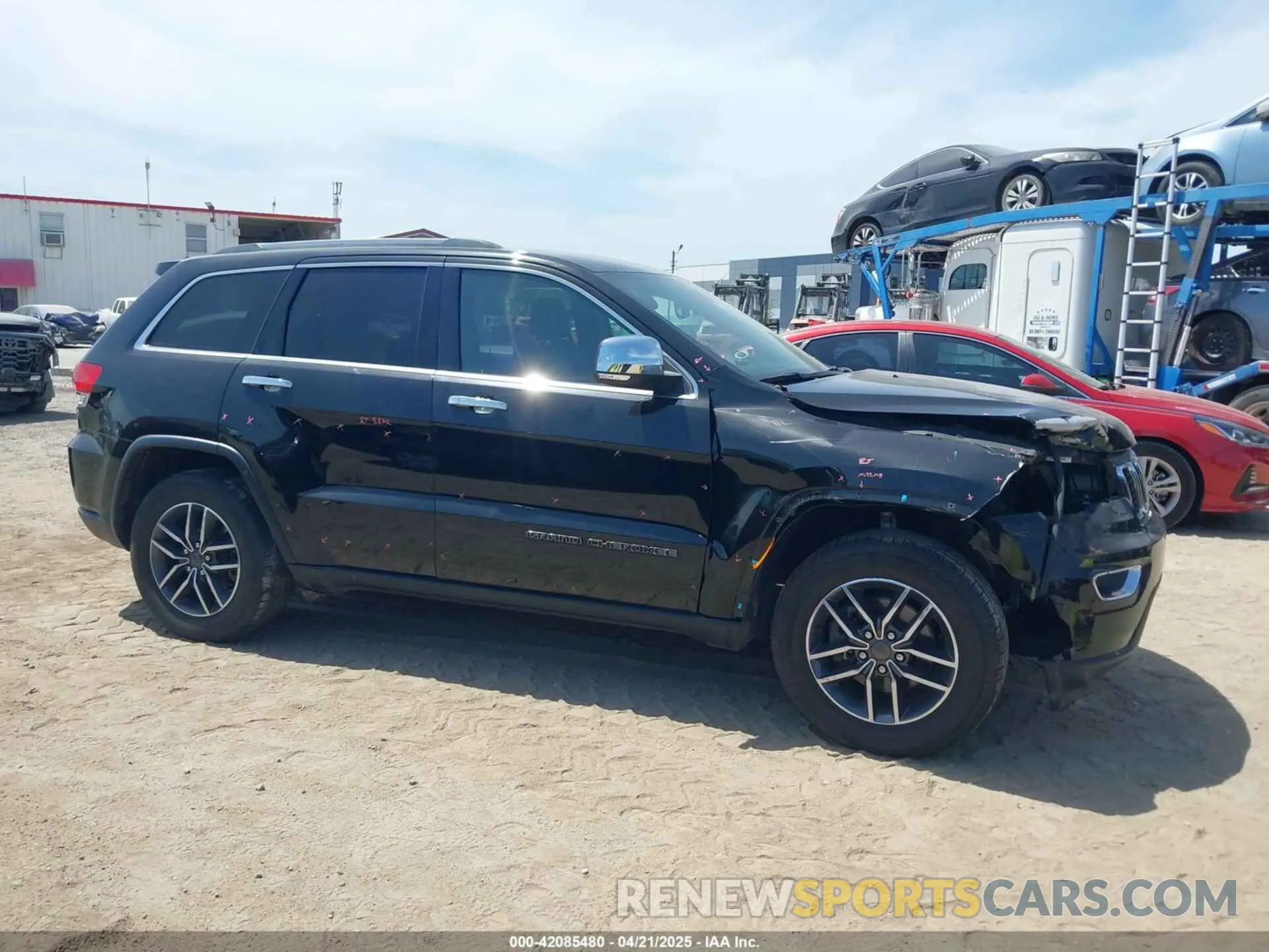 14 Photograph of a damaged car 1C4RJFBG9KC831953 JEEP GRAND CHEROKEE 2019