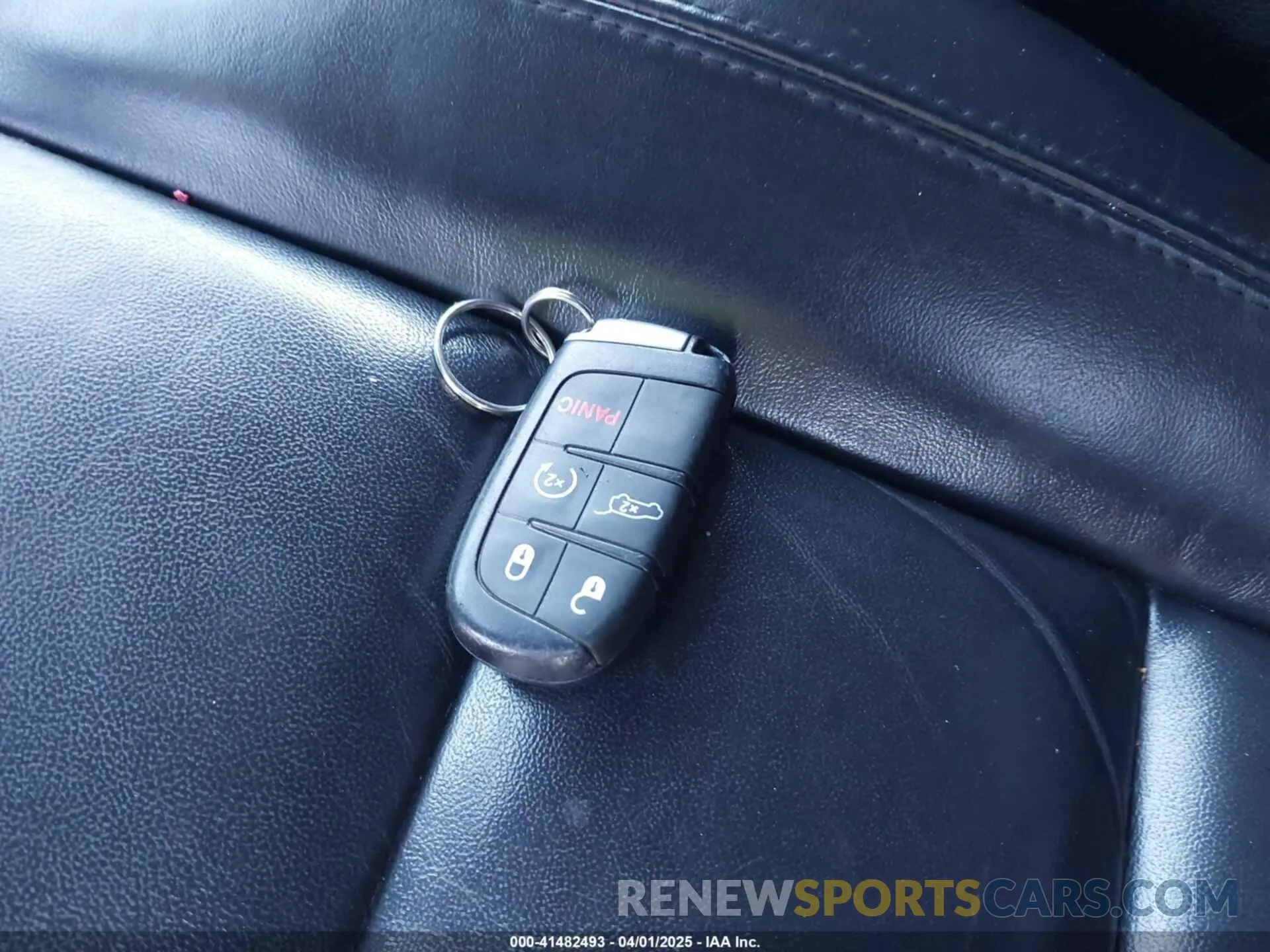 11 Photograph of a damaged car 1C4RJFBGXKC667340 JEEP GRAND CHEROKEE 2019