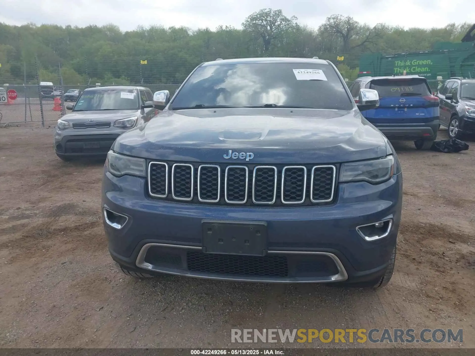 12 Photograph of a damaged car 1C4RJFBGXKC786215 JEEP GRAND CHEROKEE 2019