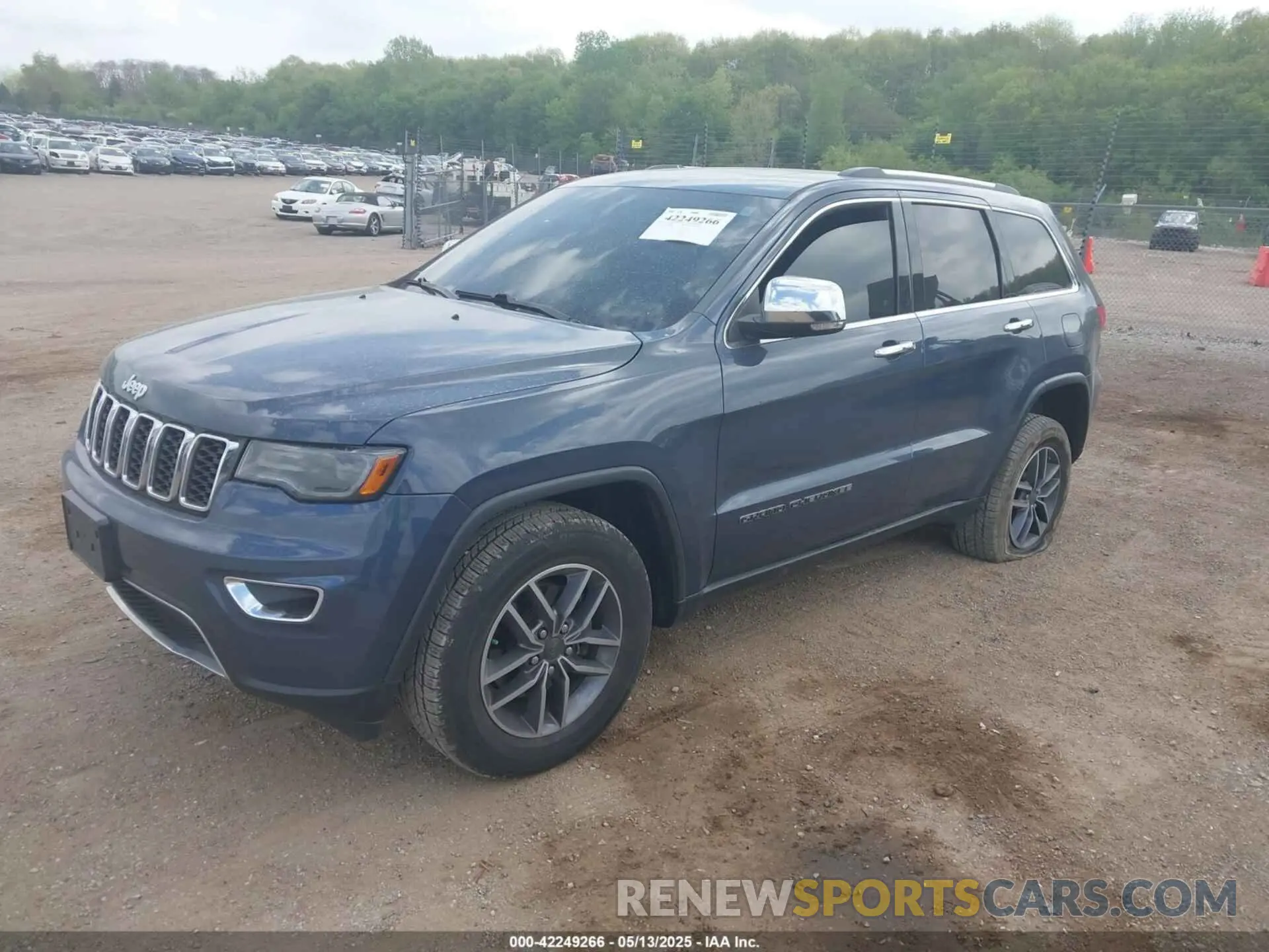 2 Photograph of a damaged car 1C4RJFBGXKC786215 JEEP GRAND CHEROKEE 2019
