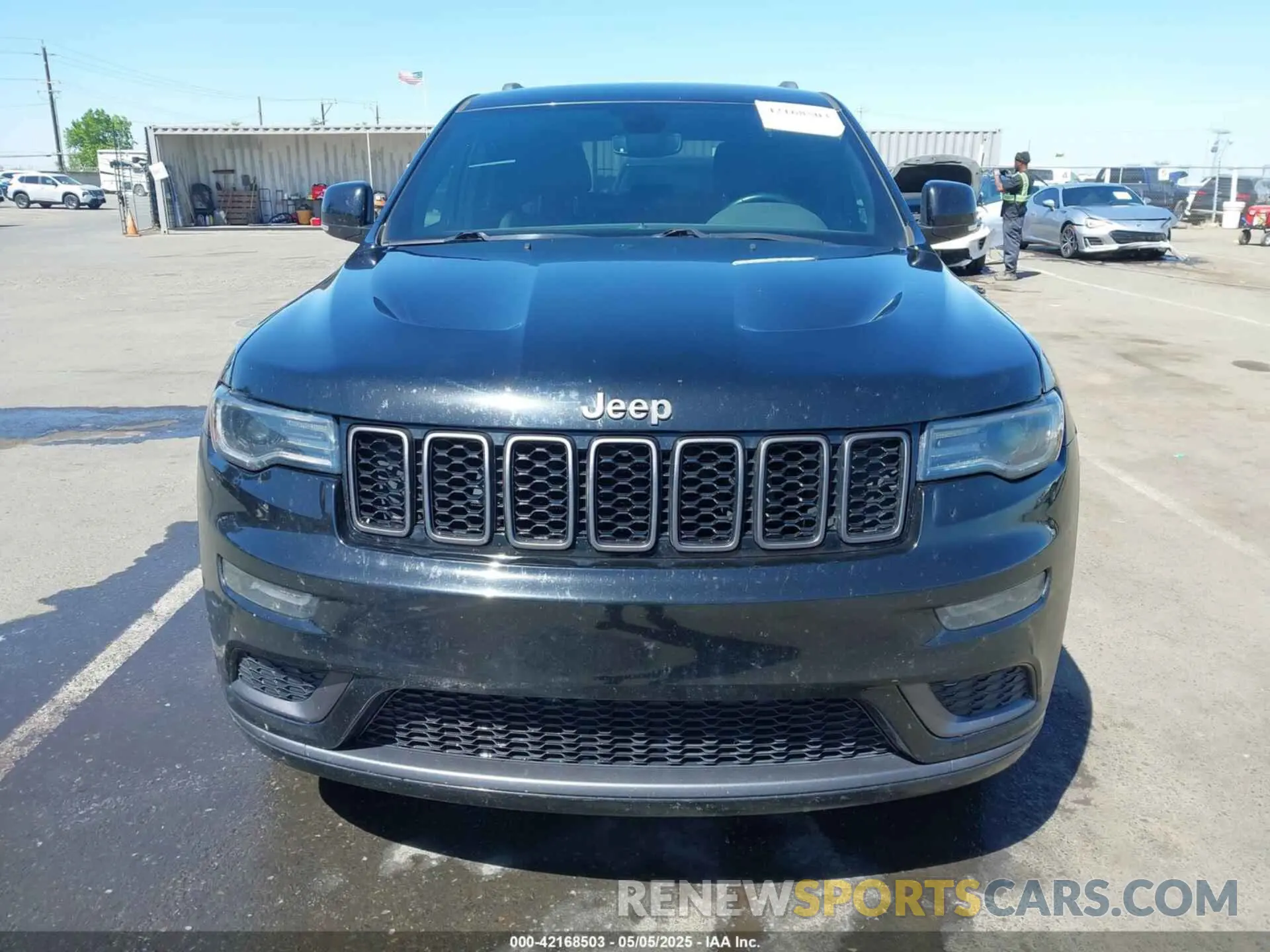 13 Photograph of a damaged car 1C4RJFBGXKC842475 JEEP GRAND CHEROKEE 2019