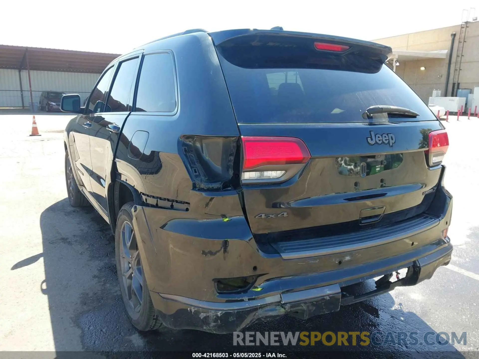 6 Photograph of a damaged car 1C4RJFBGXKC842475 JEEP GRAND CHEROKEE 2019