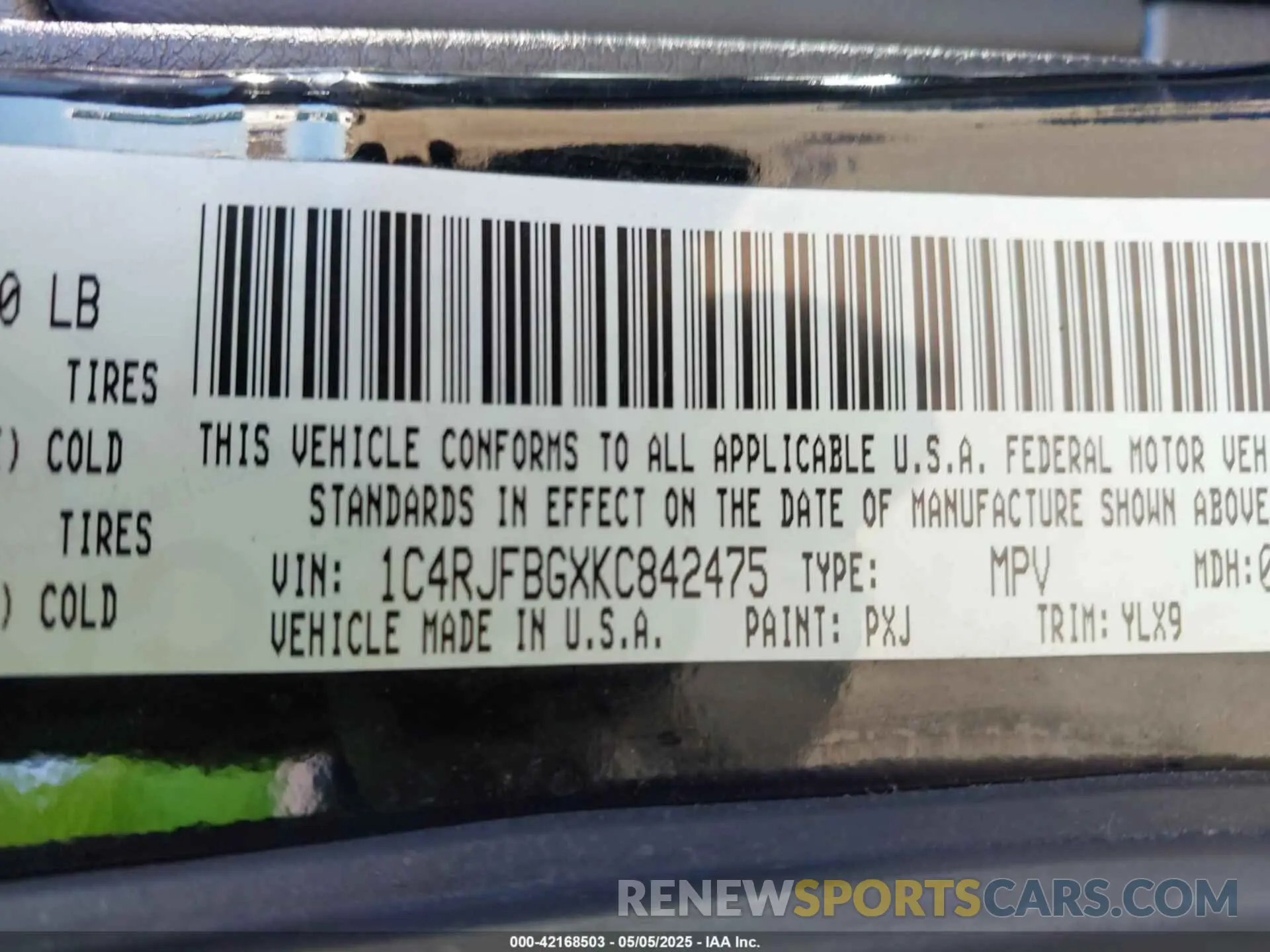 9 Photograph of a damaged car 1C4RJFBGXKC842475 JEEP GRAND CHEROKEE 2019