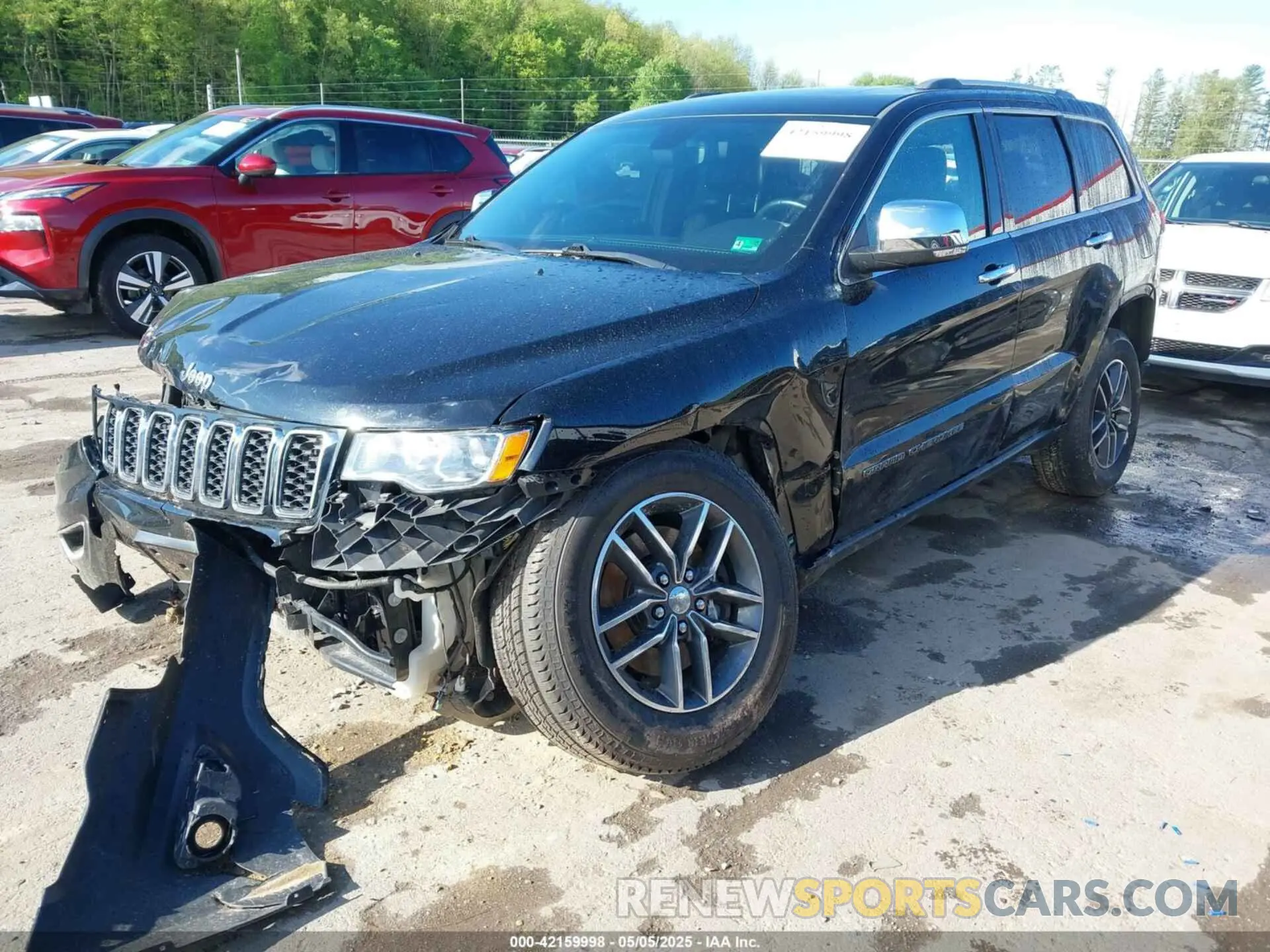2 Photograph of a damaged car 1C4RJFBT9KC610351 JEEP GRAND CHEROKEE 2019