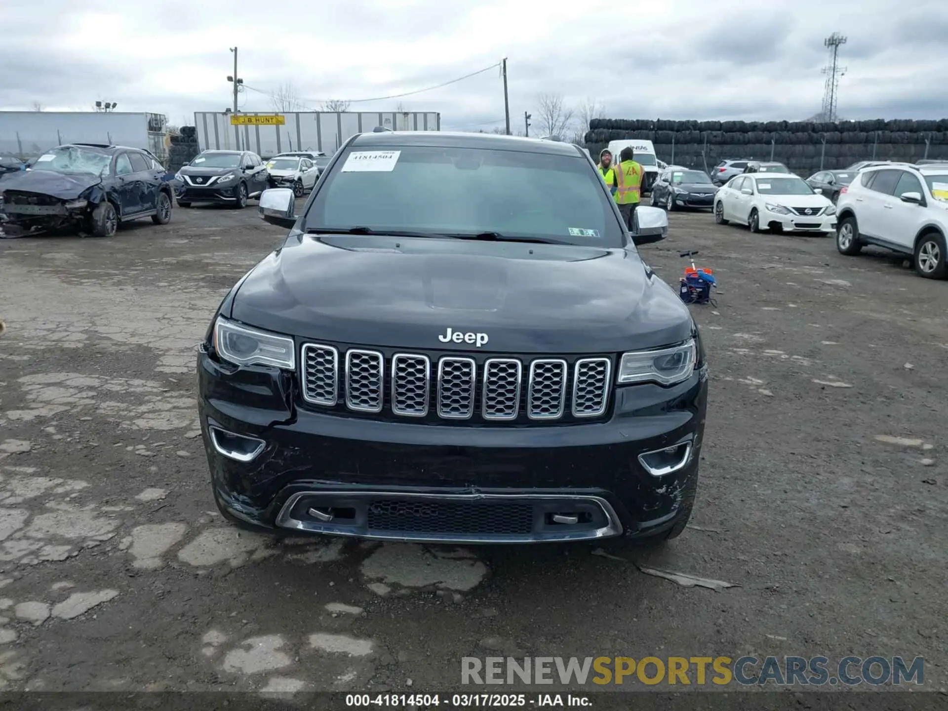 12 Photograph of a damaged car 1C4RJFCG0KC554110 JEEP GRAND CHEROKEE 2019