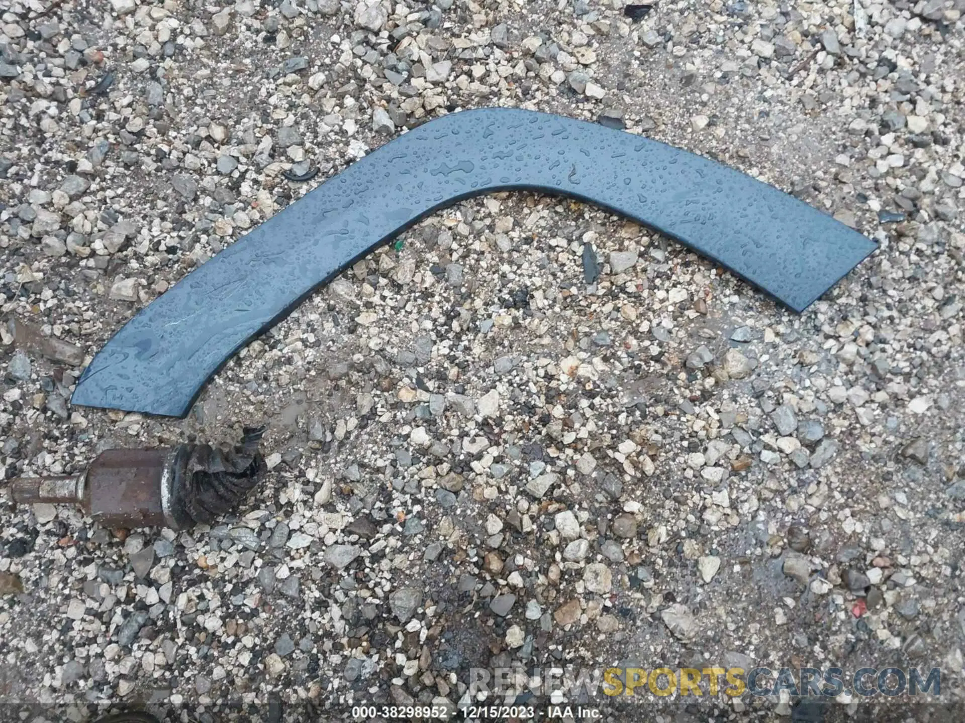 12 Photograph of a damaged car 1C4RJFCG0KC785539 JEEP GRAND CHEROKEE 2019