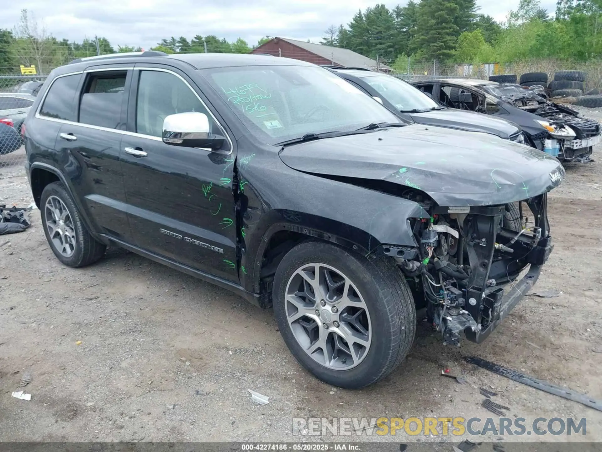 1 Photograph of a damaged car 1C4RJFCG2KC591143 JEEP GRAND CHEROKEE 2019