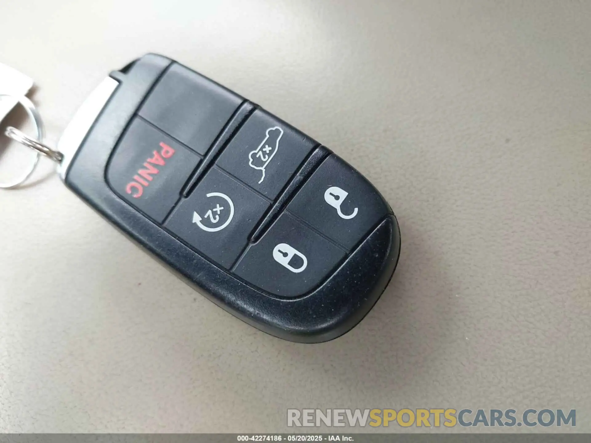 11 Photograph of a damaged car 1C4RJFCG2KC591143 JEEP GRAND CHEROKEE 2019