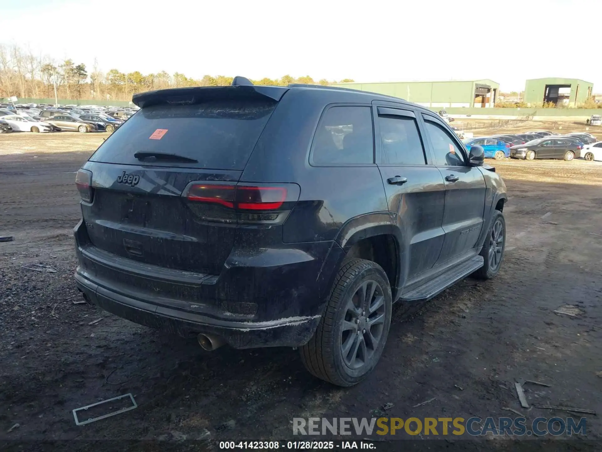 4 Photograph of a damaged car 1C4RJFCG6KC595891 JEEP GRAND CHEROKEE 2019