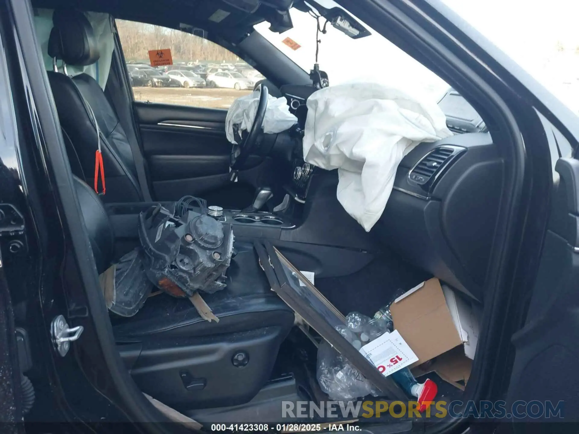 5 Photograph of a damaged car 1C4RJFCG6KC595891 JEEP GRAND CHEROKEE 2019