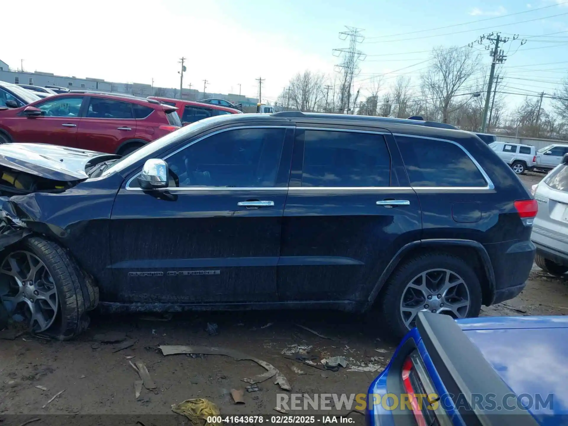 15 Photograph of a damaged car 1C4RJFCGXKC688543 JEEP GRAND CHEROKEE 2019