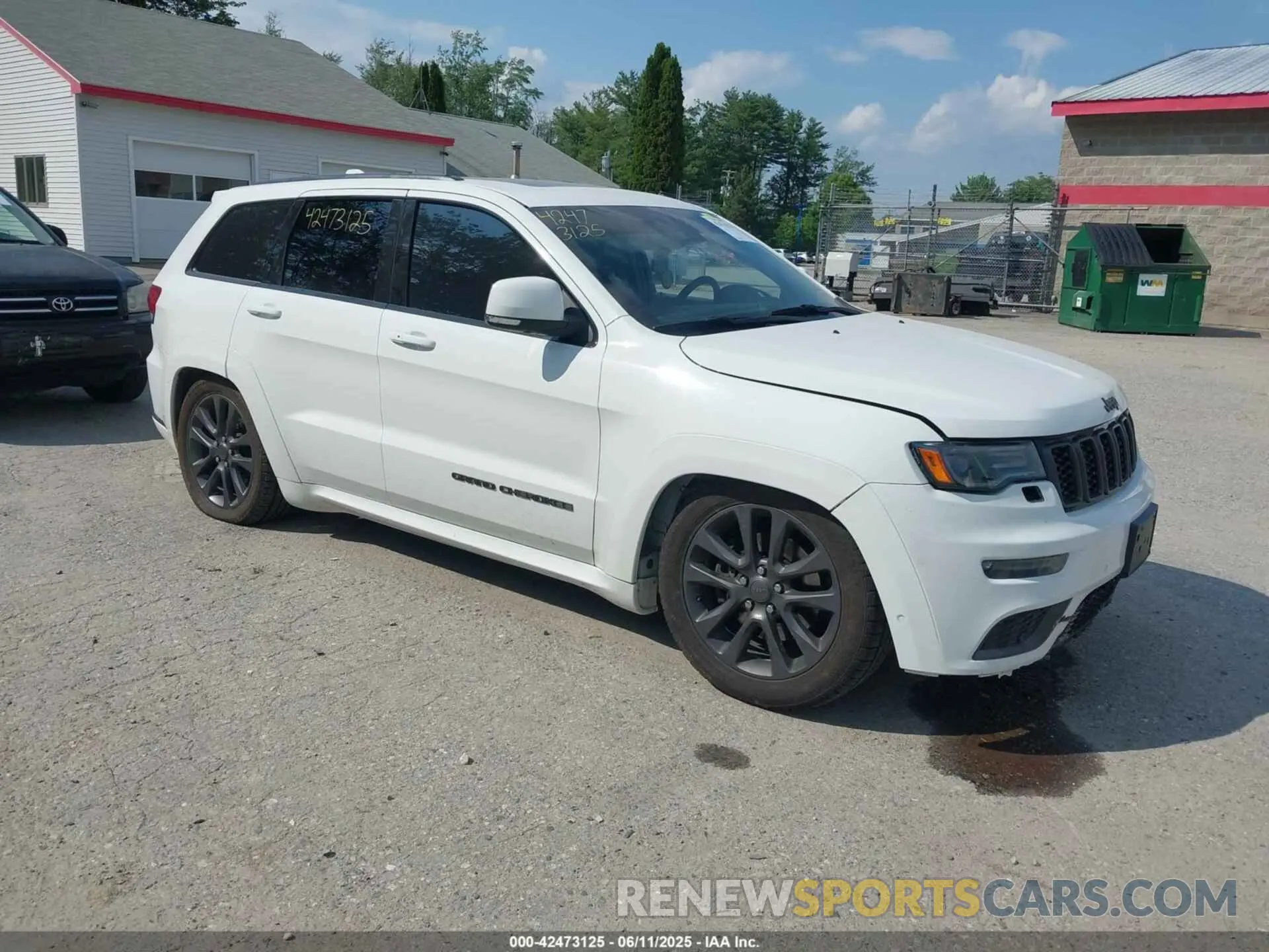 1 Photograph of a damaged car 1C4RJFCT2KC607788 JEEP GRAND CHEROKEE 2019