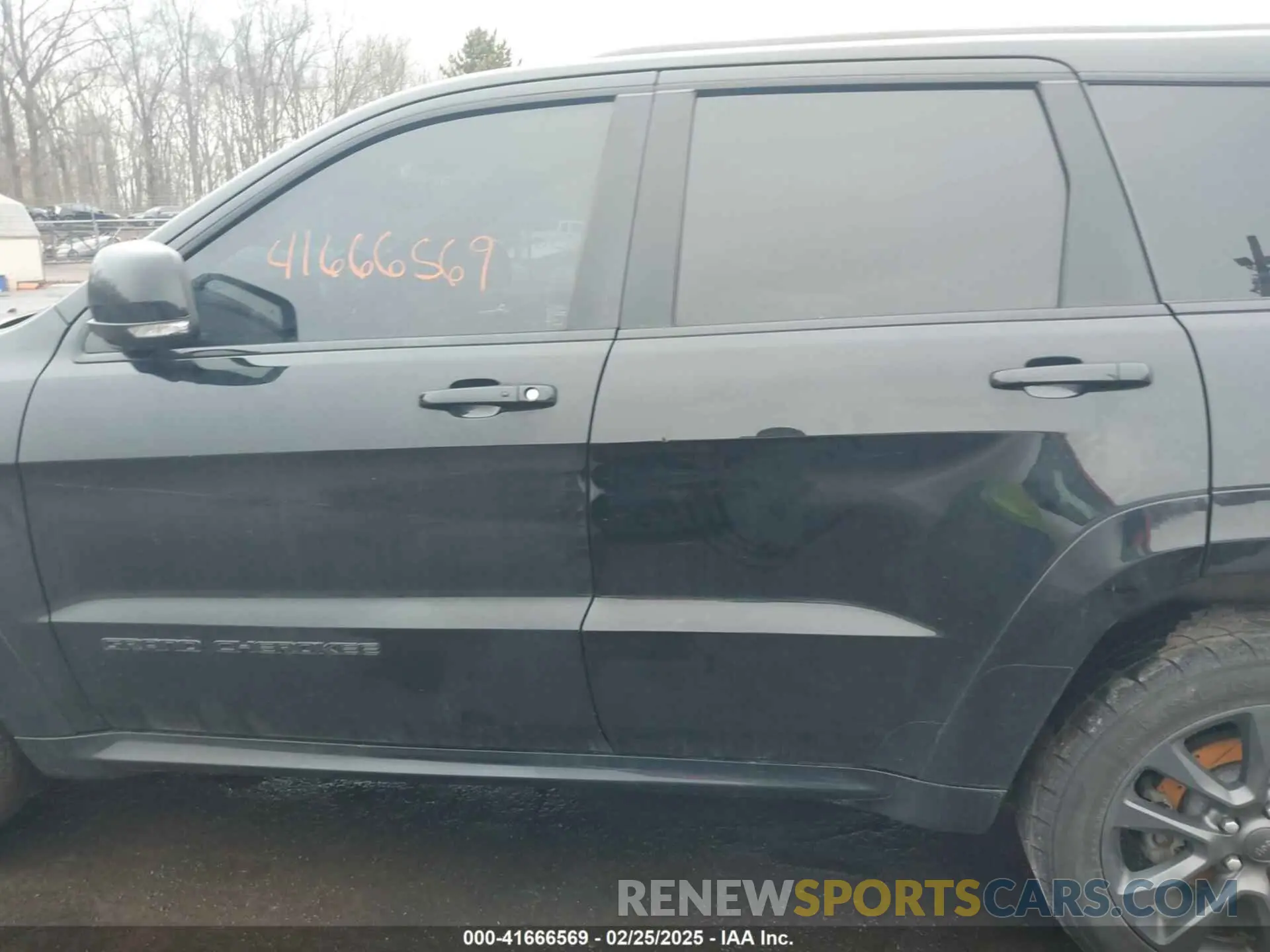 14 Photograph of a damaged car 1C4RJFCT7KC655397 JEEP GRAND CHEROKEE 2019