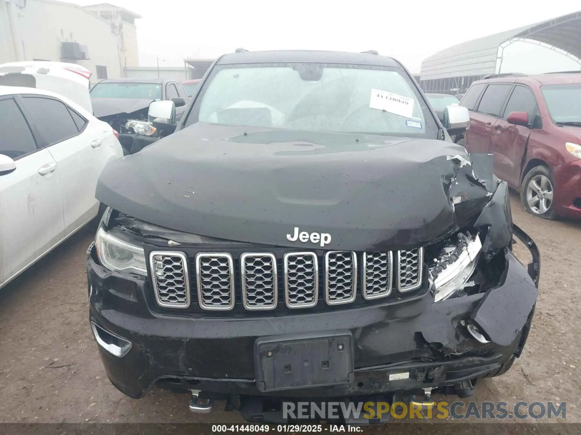 12 Photograph of a damaged car 1C4RJFCT9KC687767 JEEP GRAND CHEROKEE 2019