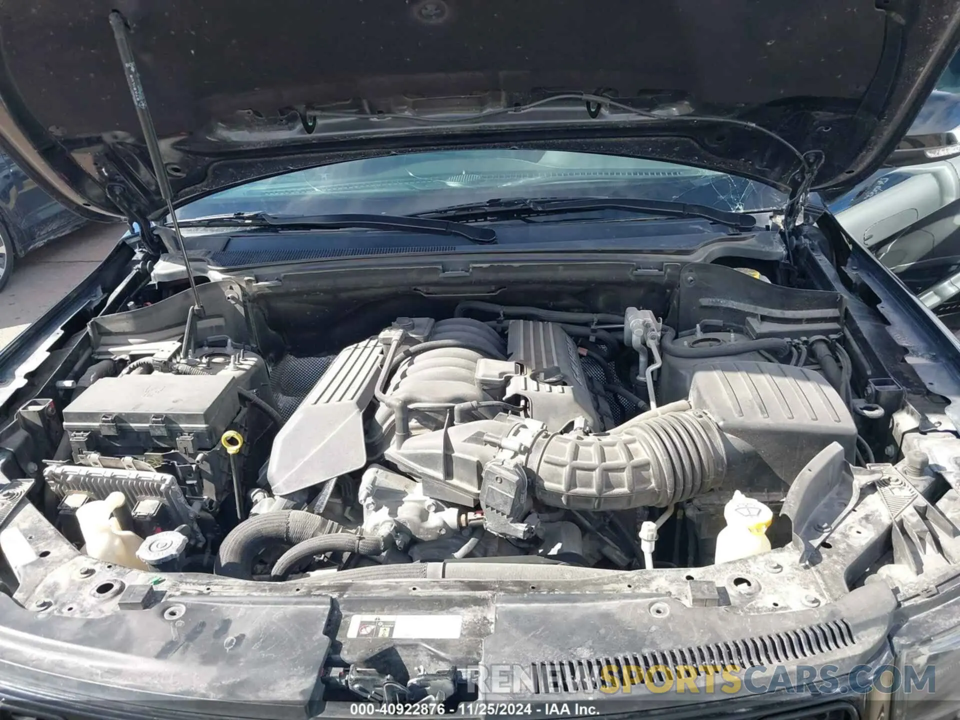 10 Photograph of a damaged car 1C4RJFDJ5KC611105 JEEP GRAND CHEROKEE 2019
