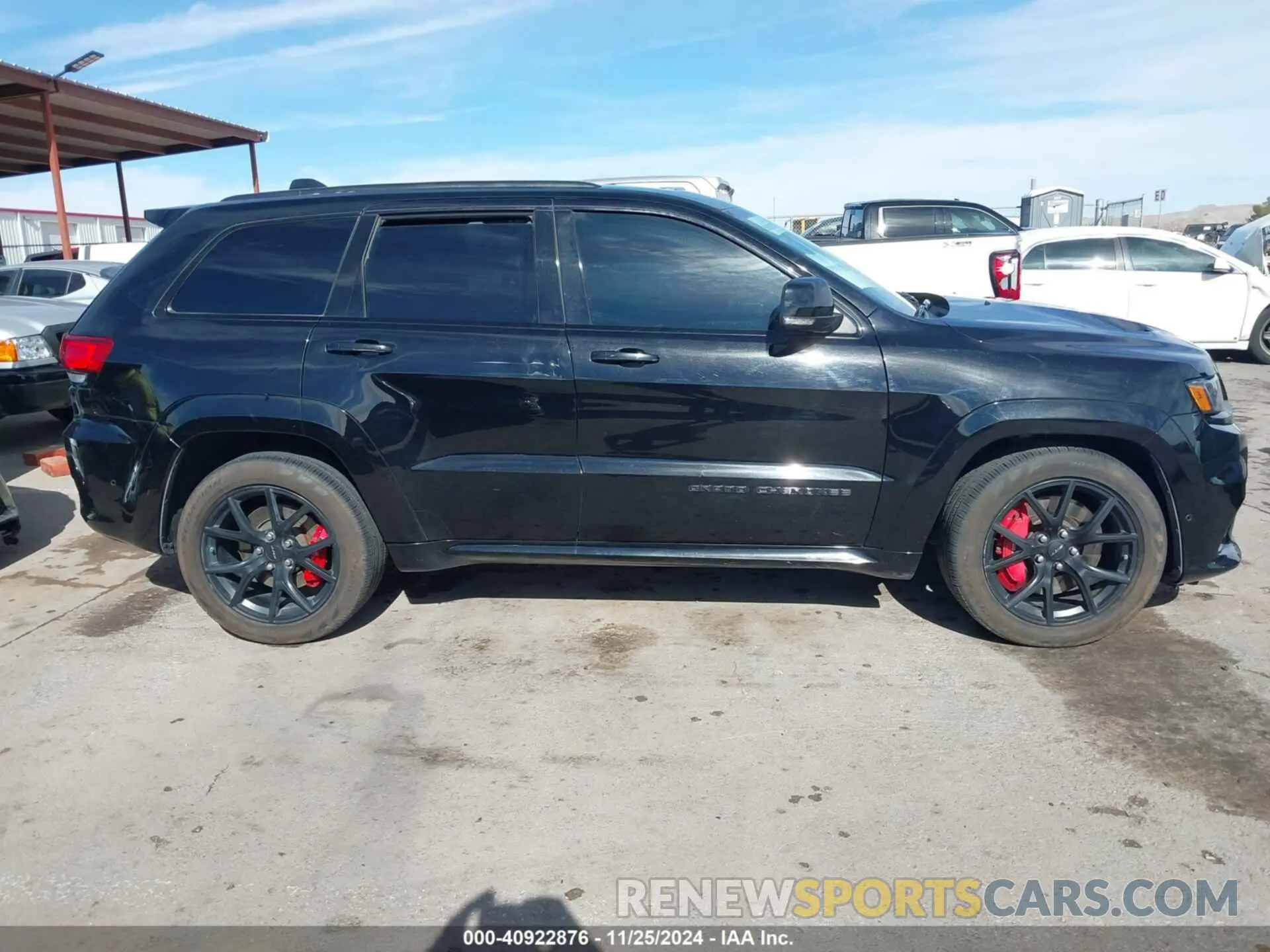 13 Photograph of a damaged car 1C4RJFDJ5KC611105 JEEP GRAND CHEROKEE 2019
