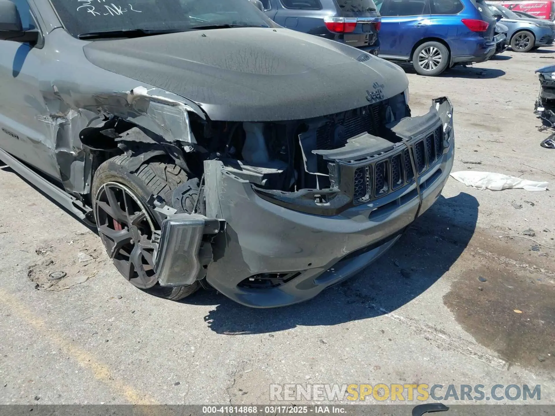 11 Photograph of a damaged car 1C4RJFDJ5KC758685 JEEP GRAND CHEROKEE 2019