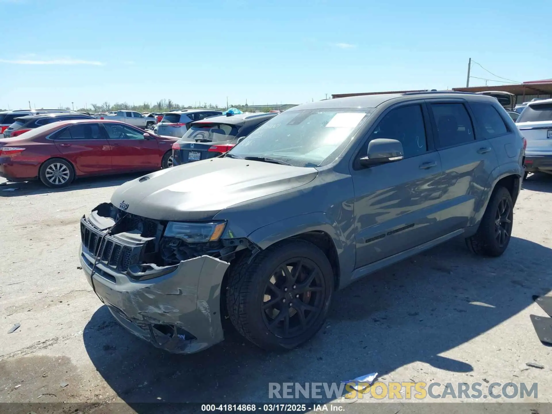 2 Photograph of a damaged car 1C4RJFDJ5KC758685 JEEP GRAND CHEROKEE 2019