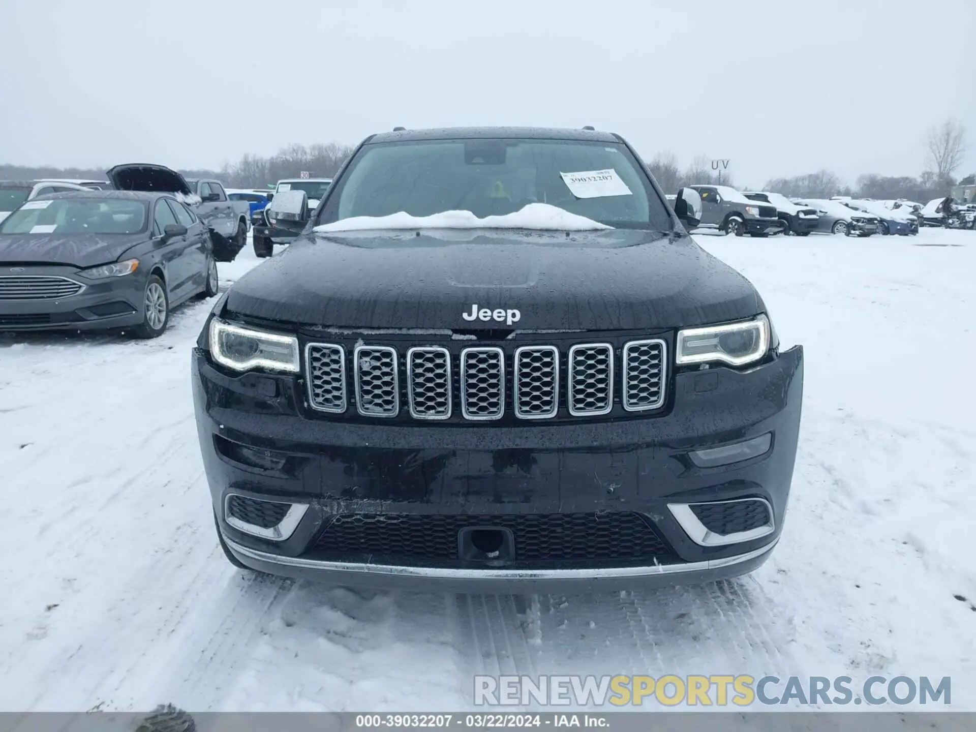 12 Photograph of a damaged car 1C4RJFJT9KC552212 JEEP GRAND CHEROKEE 2019