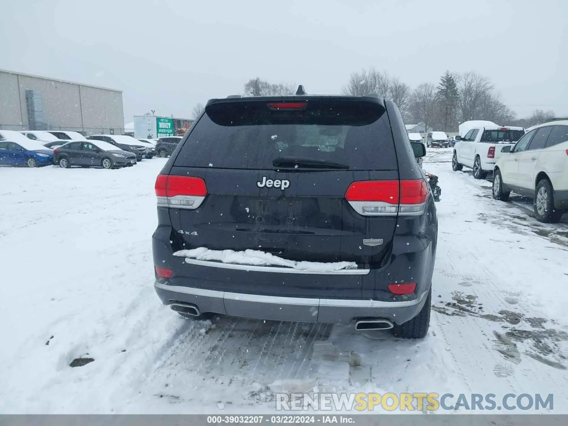16 Photograph of a damaged car 1C4RJFJT9KC552212 JEEP GRAND CHEROKEE 2019