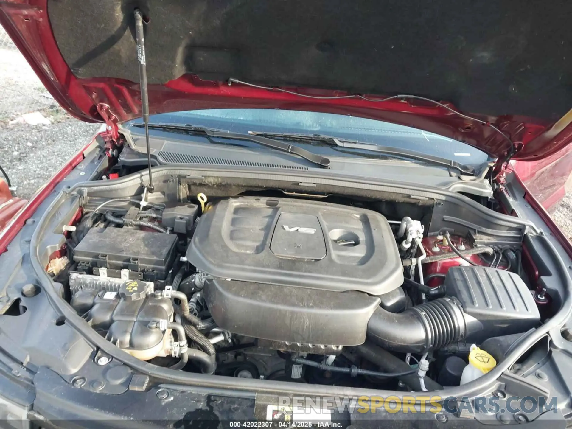 10 Photograph of a damaged car 1C4RJFLG3KC590342 JEEP GRAND CHEROKEE 2019